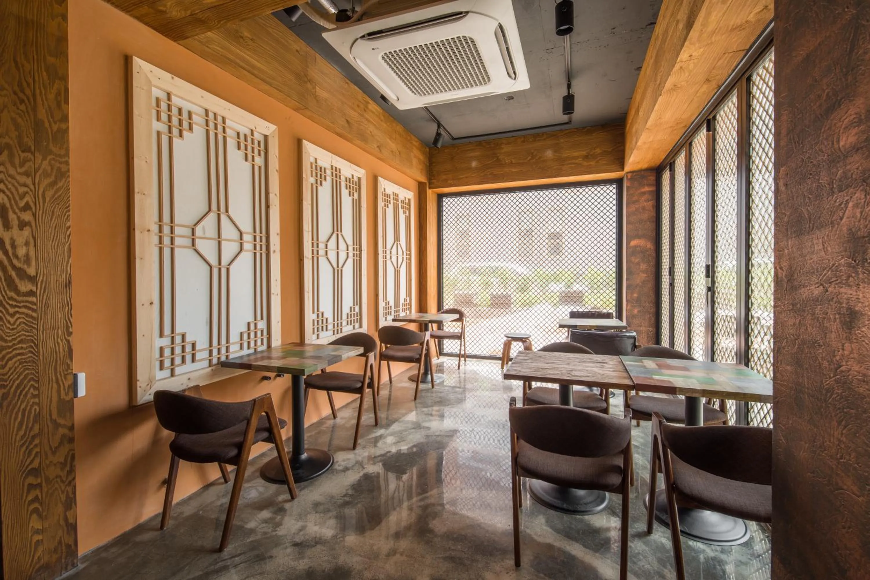 Seating area, Restaurant/Places to Eat in Ddlanche Guesthouse New Building