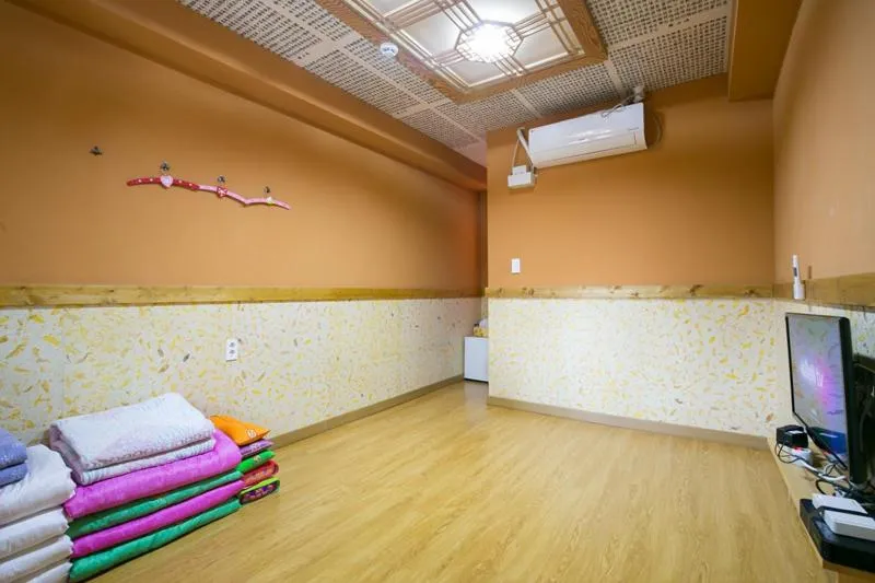 Bedroom in Ddlanche Guesthouse New Building