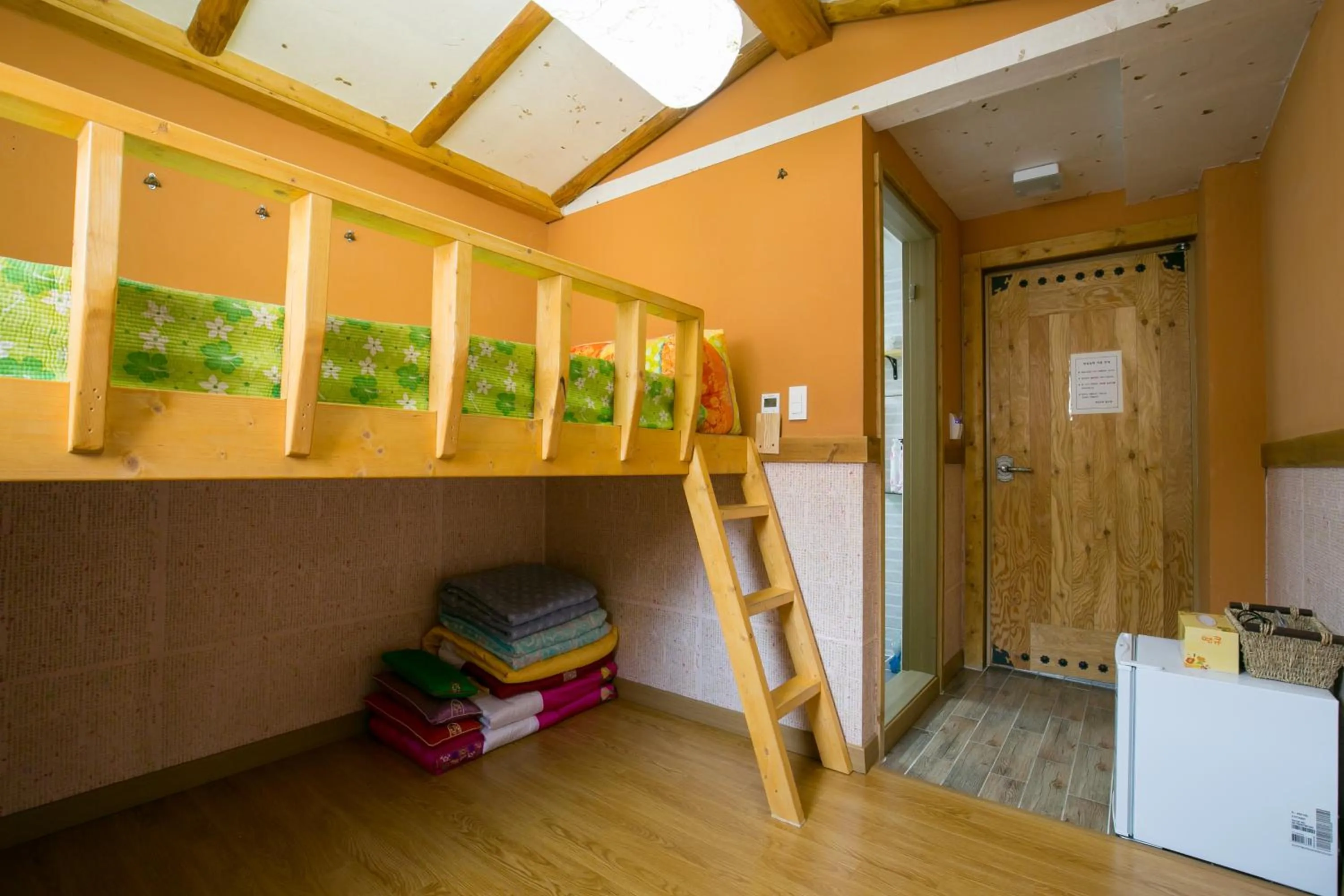 Bunk Bed in Ddlanche Guesthouse New Building