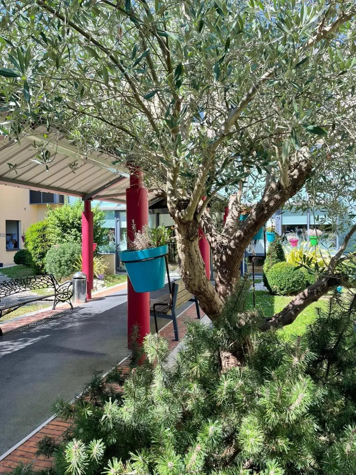 Facade/entrance in Aiden by Best Western Paris Roissy CDG Facade/entrance in Aiden by Best Western Paris Roissy CDG