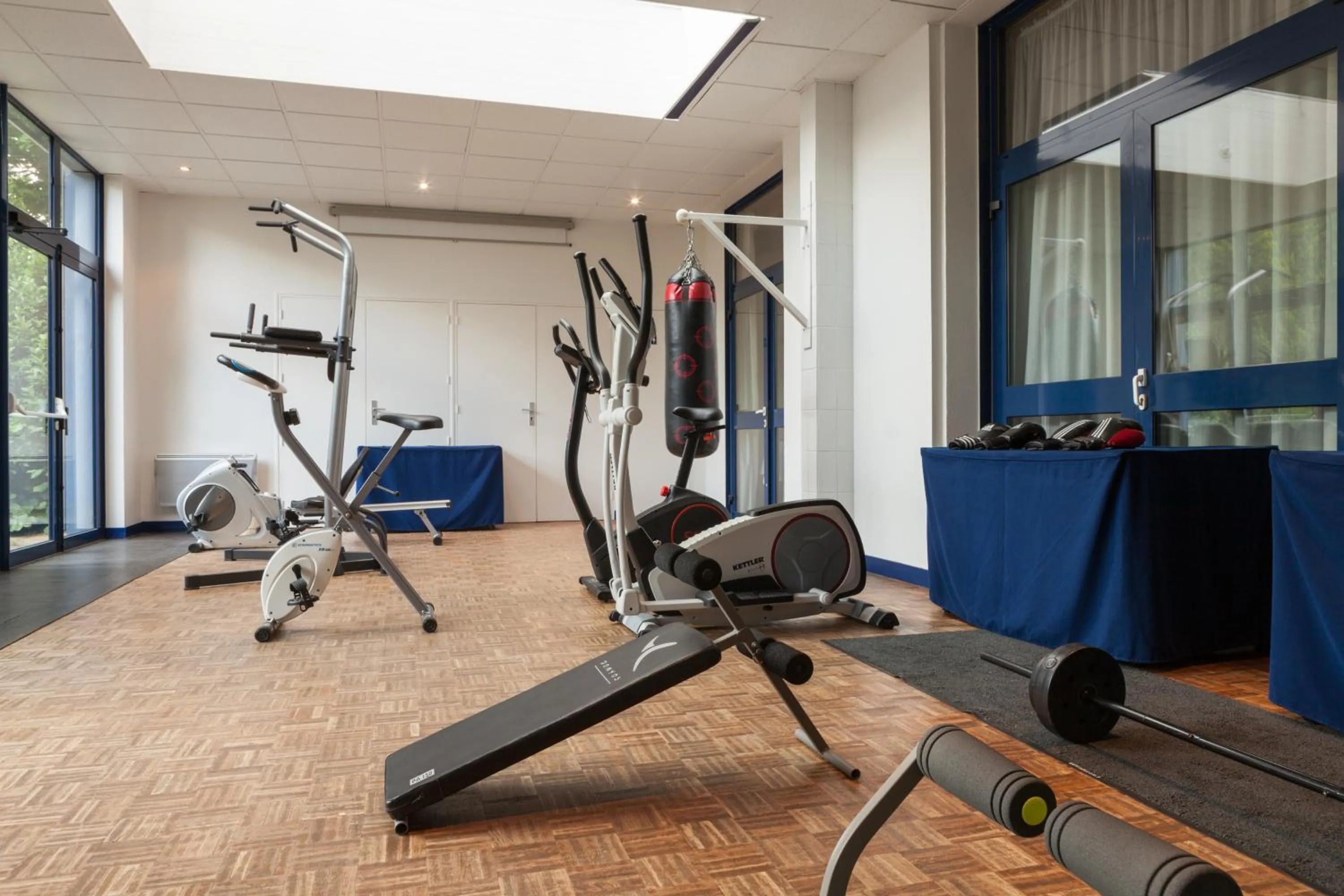 Fitness centre/facilities in Kyriad Direct Rennes Ouest