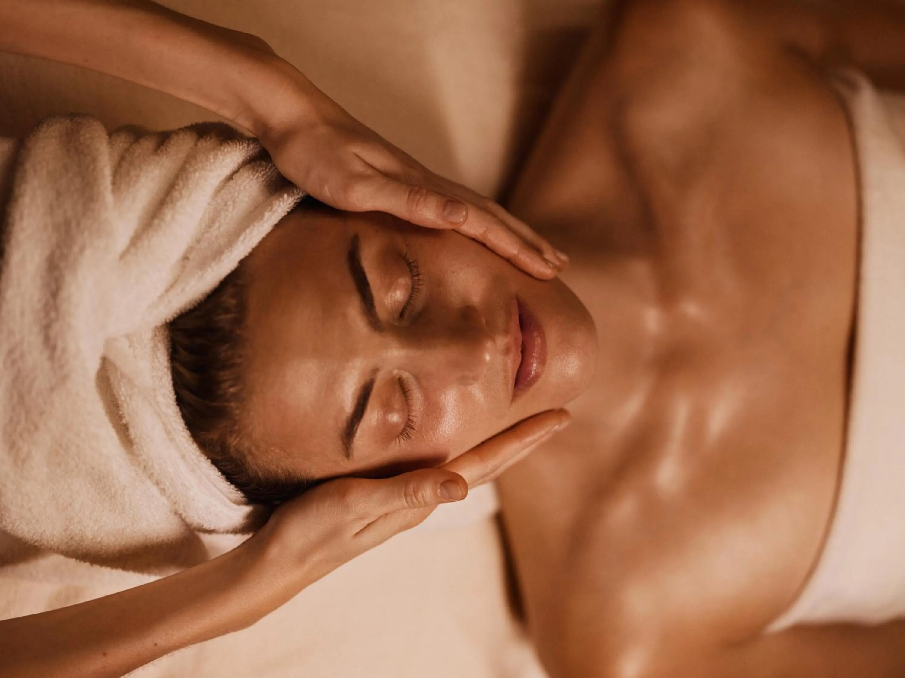 Massage in Elite Hotel Brage - Hotel & Spa