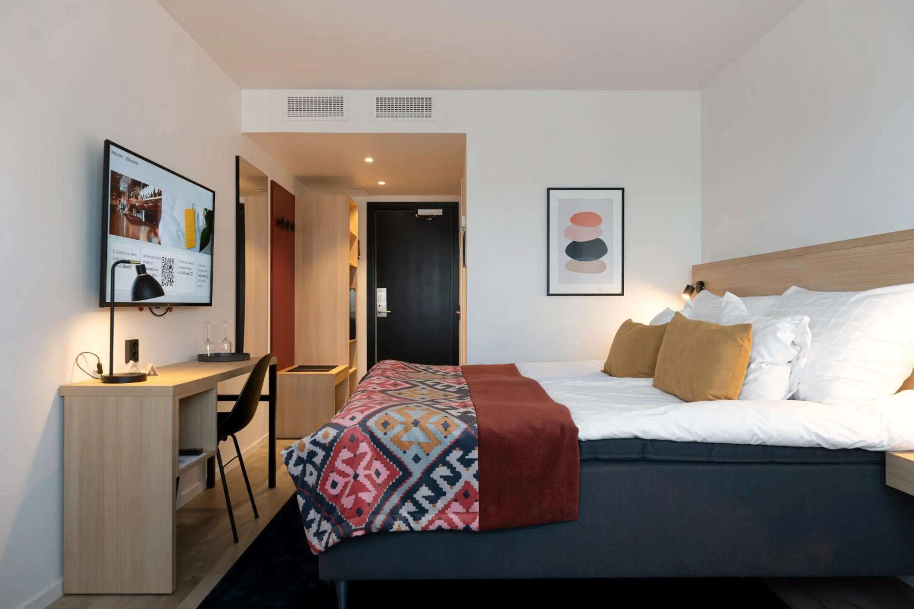 Property building, Bed in Elite Hotel Brage - Hotel & Spa