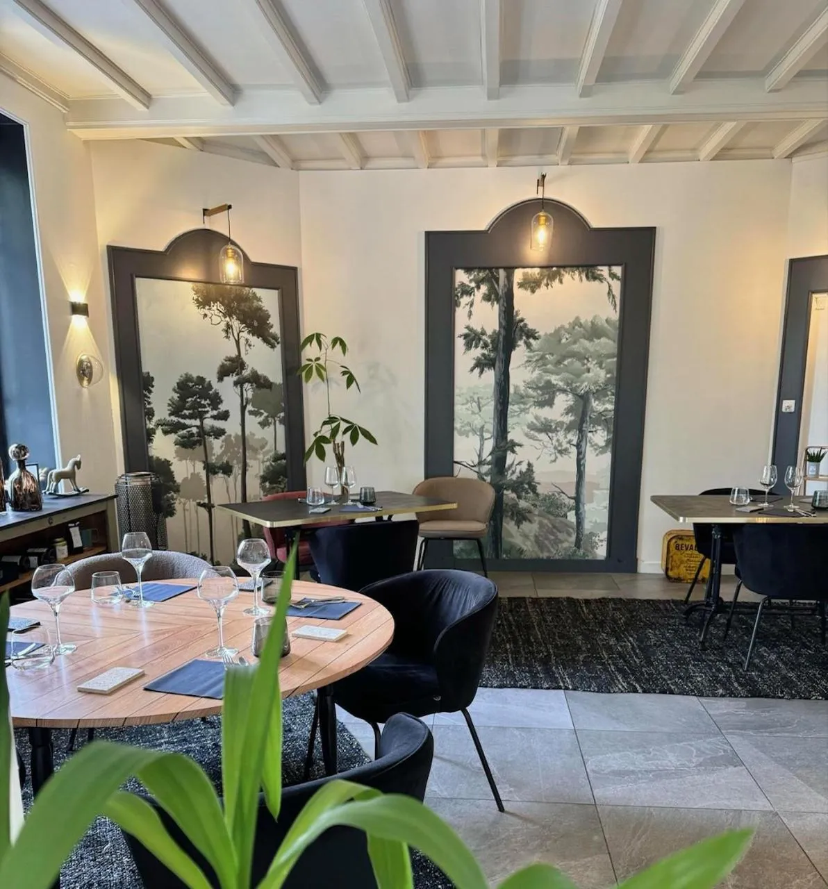 Le Clos Du Pontic Logis et Cit'Hotel