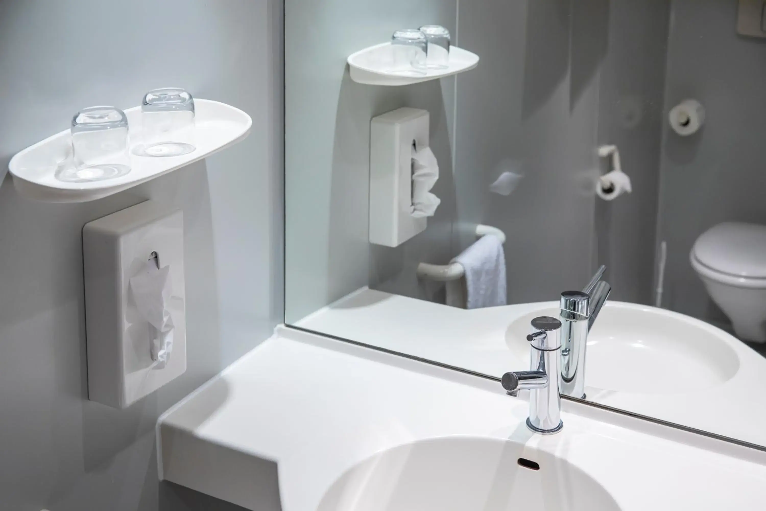 Bathroom in Roomingtons Lüneburger Heide Bathroom in Roomingtons Lüneburger Heide