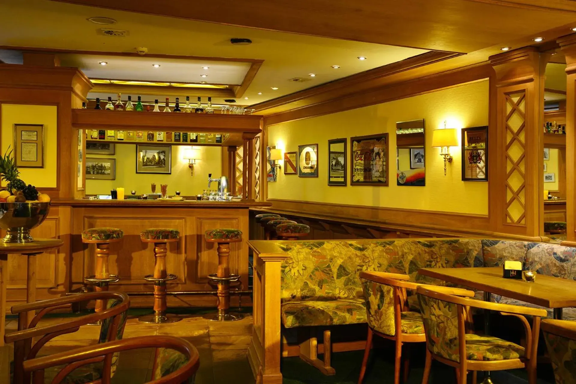 Lounge or bar in Roomingtons Lüneburger Heide Lounge or bar in Roomingtons Lüneburger Heide