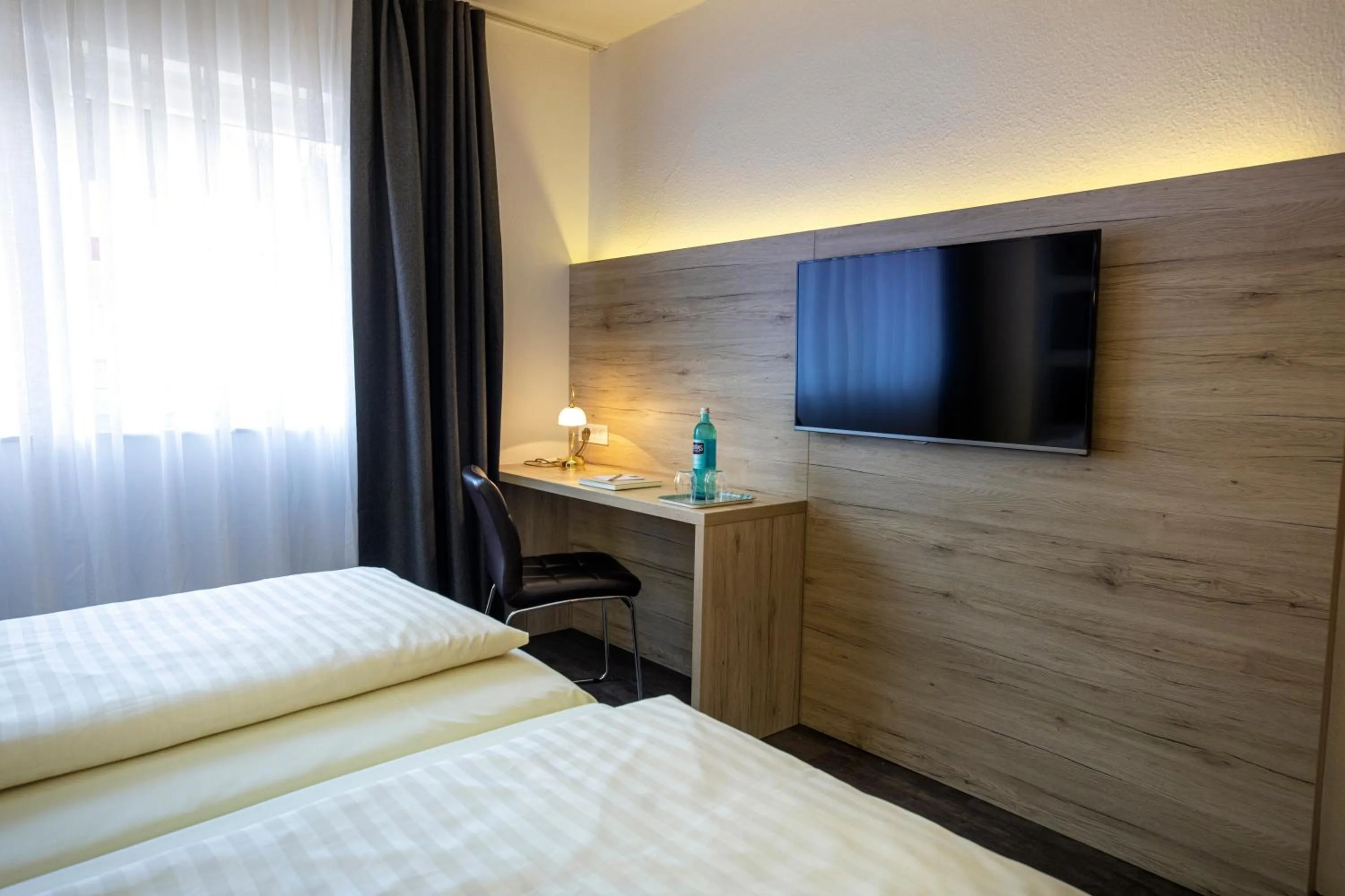 Bedroom, Bed in Roomingtons Lüneburger Heide