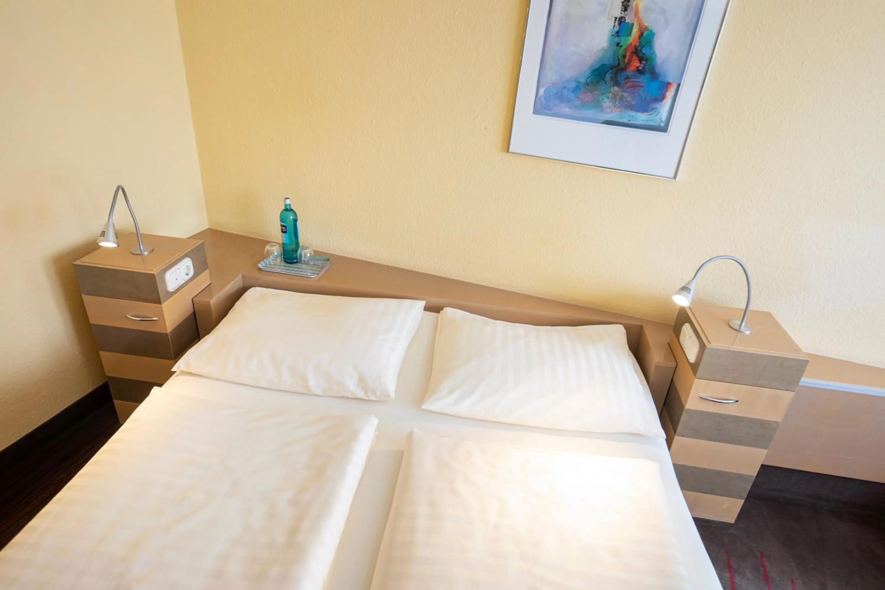 Bedroom, Bed in Roomingtons Lüneburger Heide