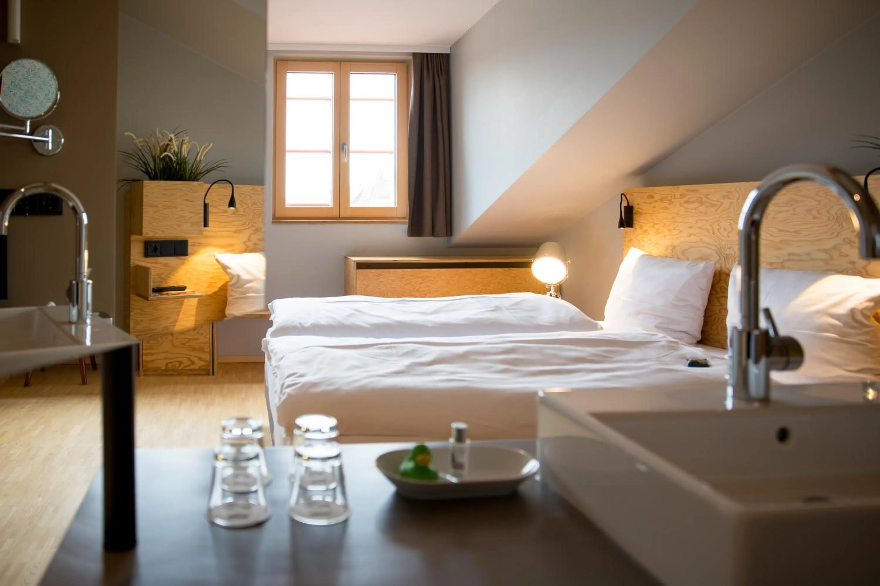 Photo of the whole room, Bed in Schlossparkhotel Mariakirchen