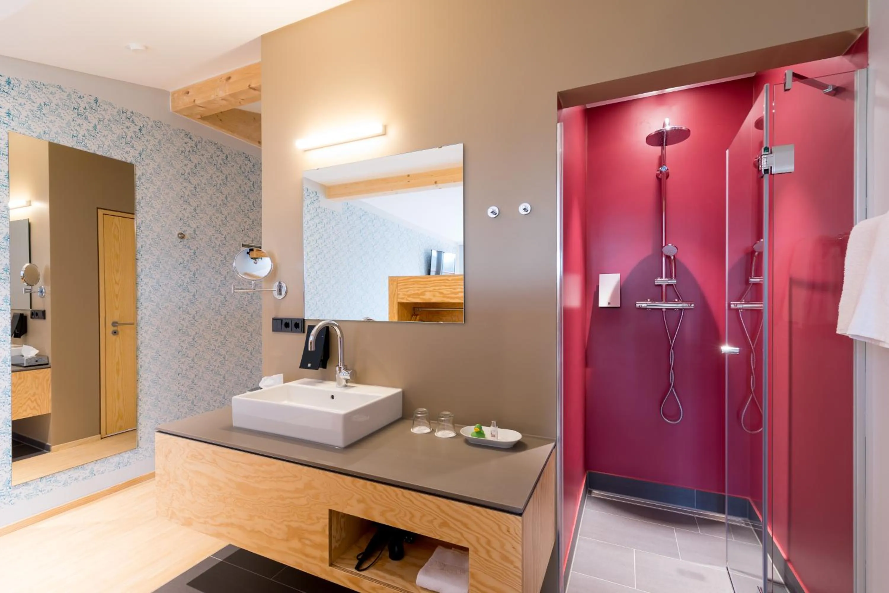 Bathroom in Schlossparkhotel Mariakirchen