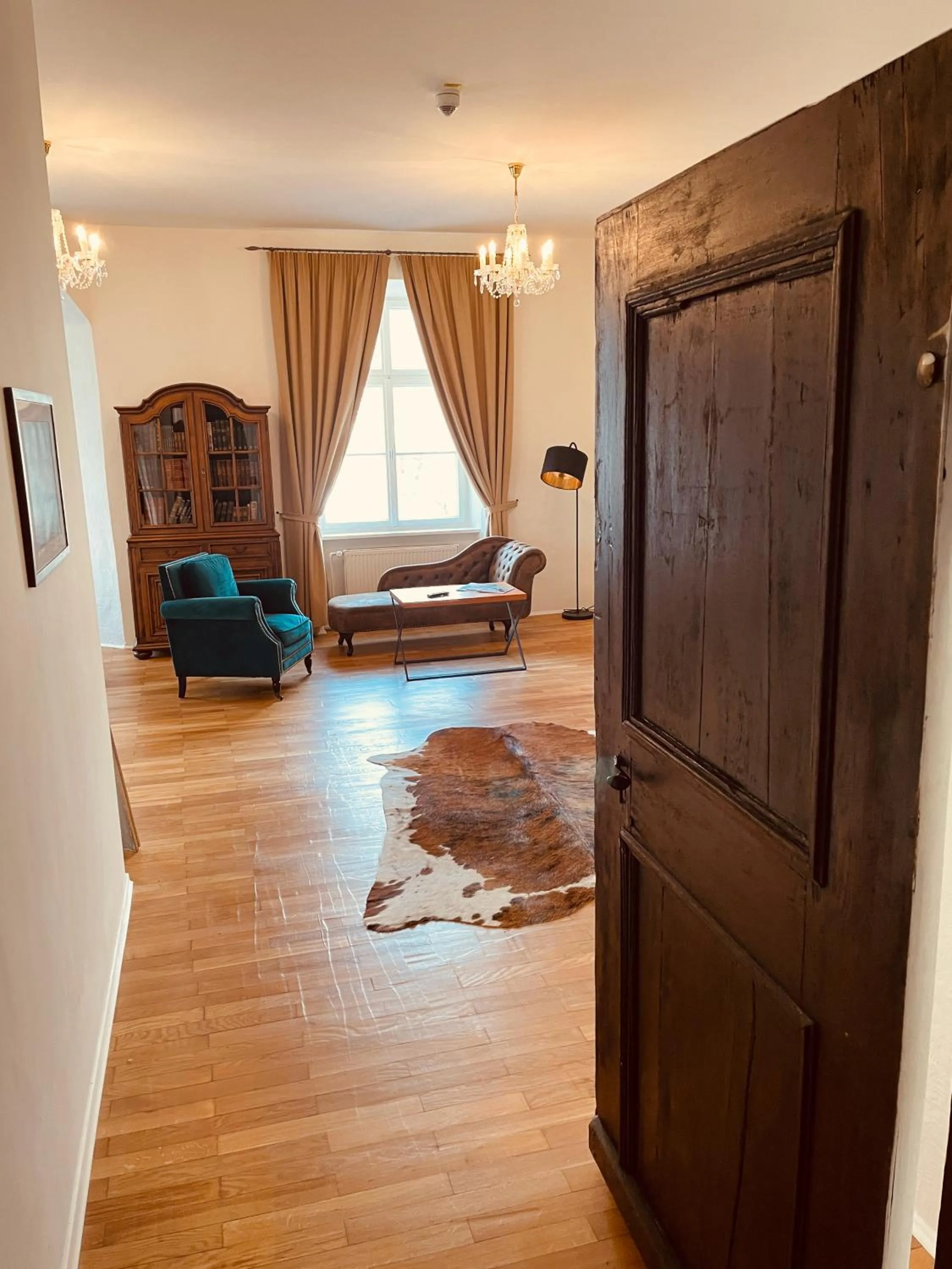 Photo of the whole room, Bed in Schlossparkhotel Mariakirchen