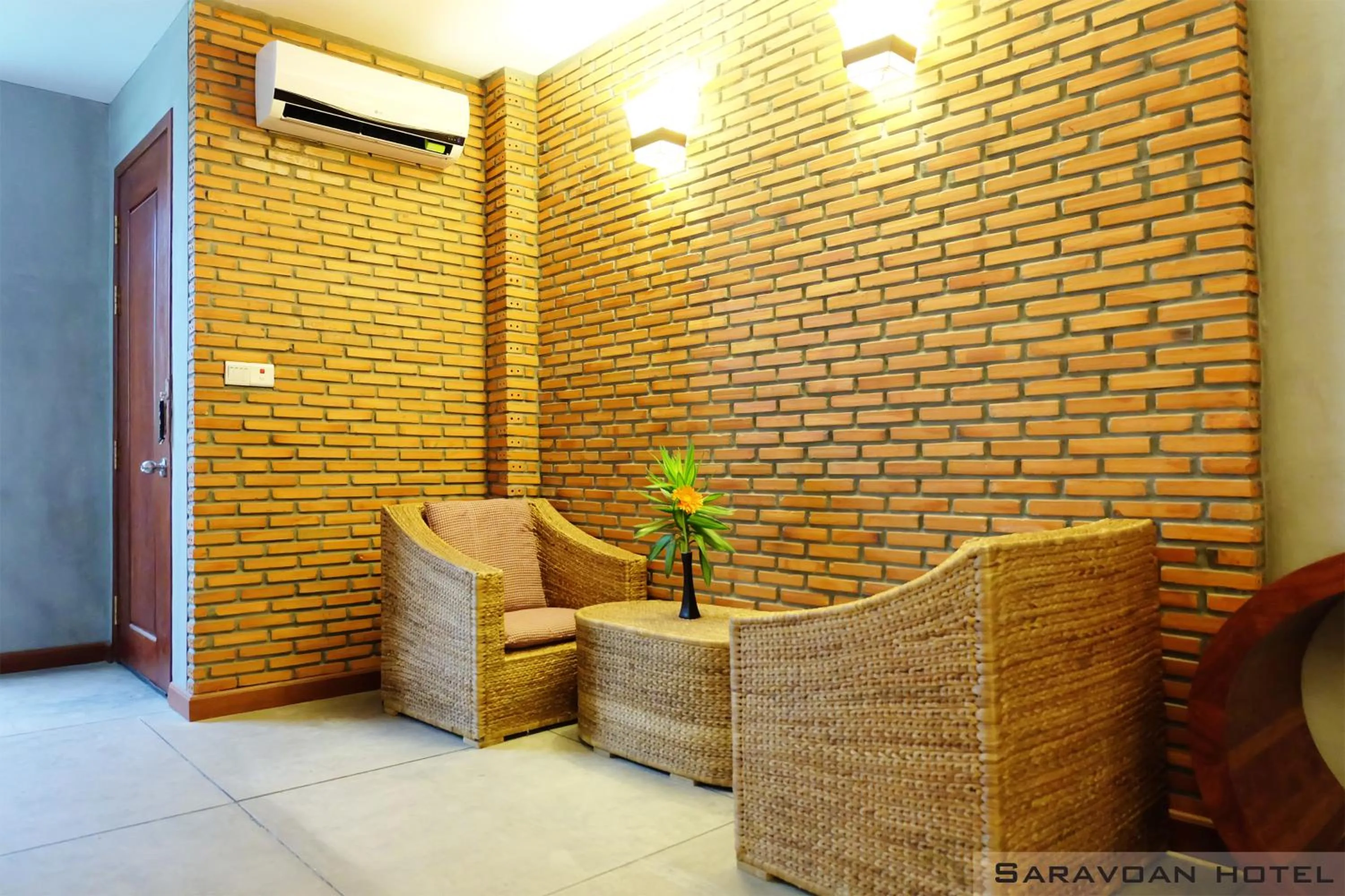 Seating area in Saravoan Royal Palace