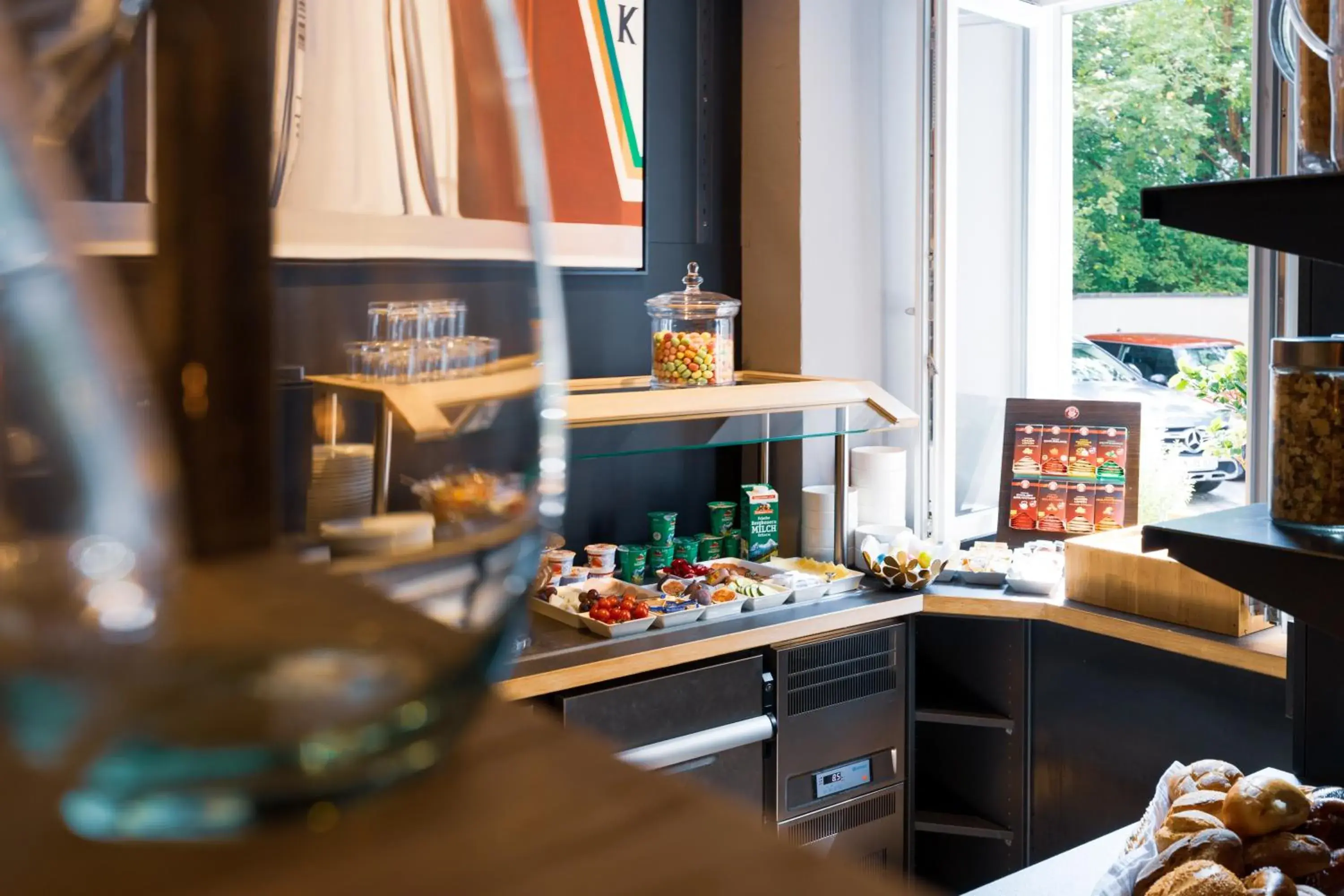 Buffet breakfast in mk hotel münchen max-weber-platz Buffet breakfast in mk hotel münchen max-weber-platz