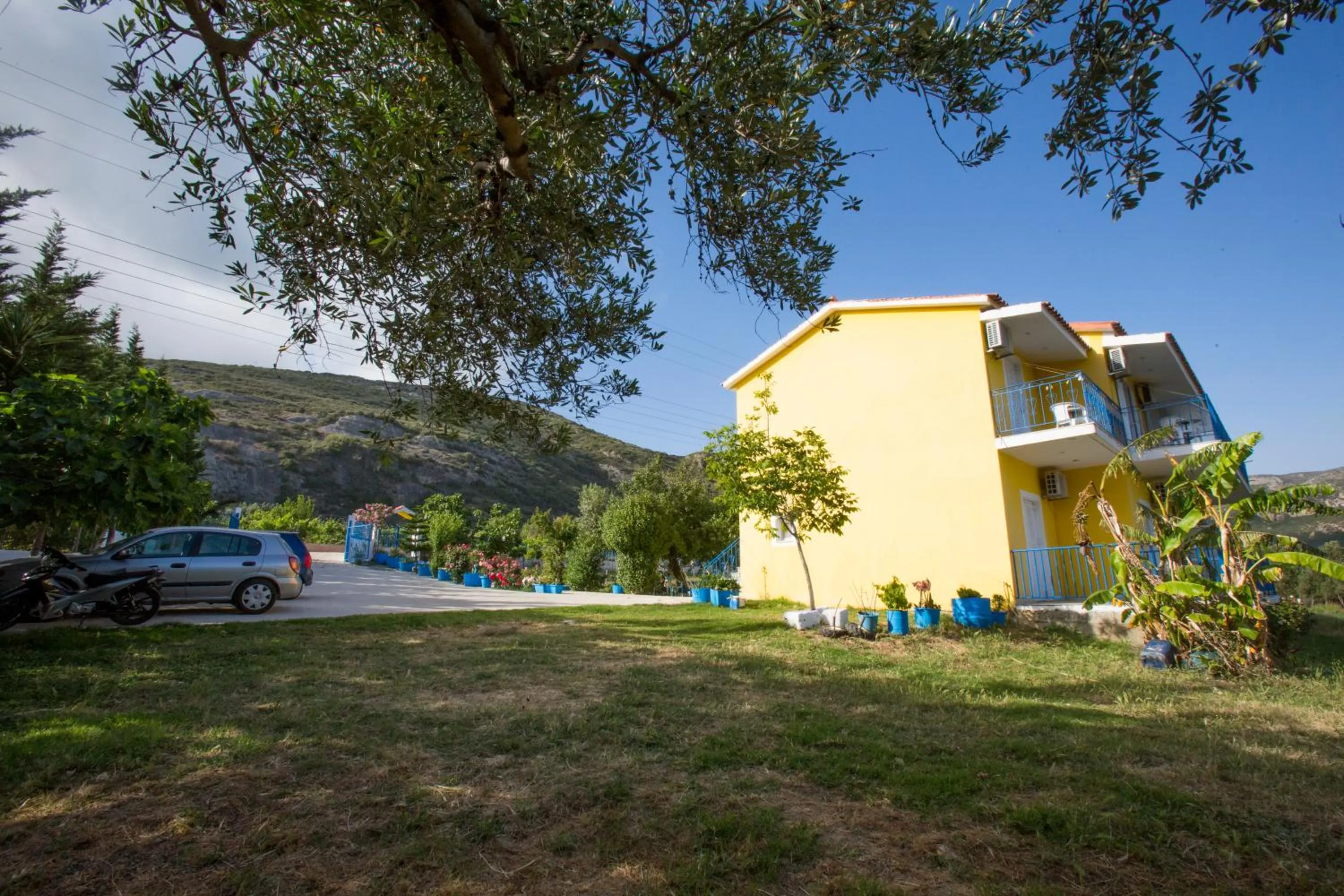 On site in Anastasia Studios Katelios