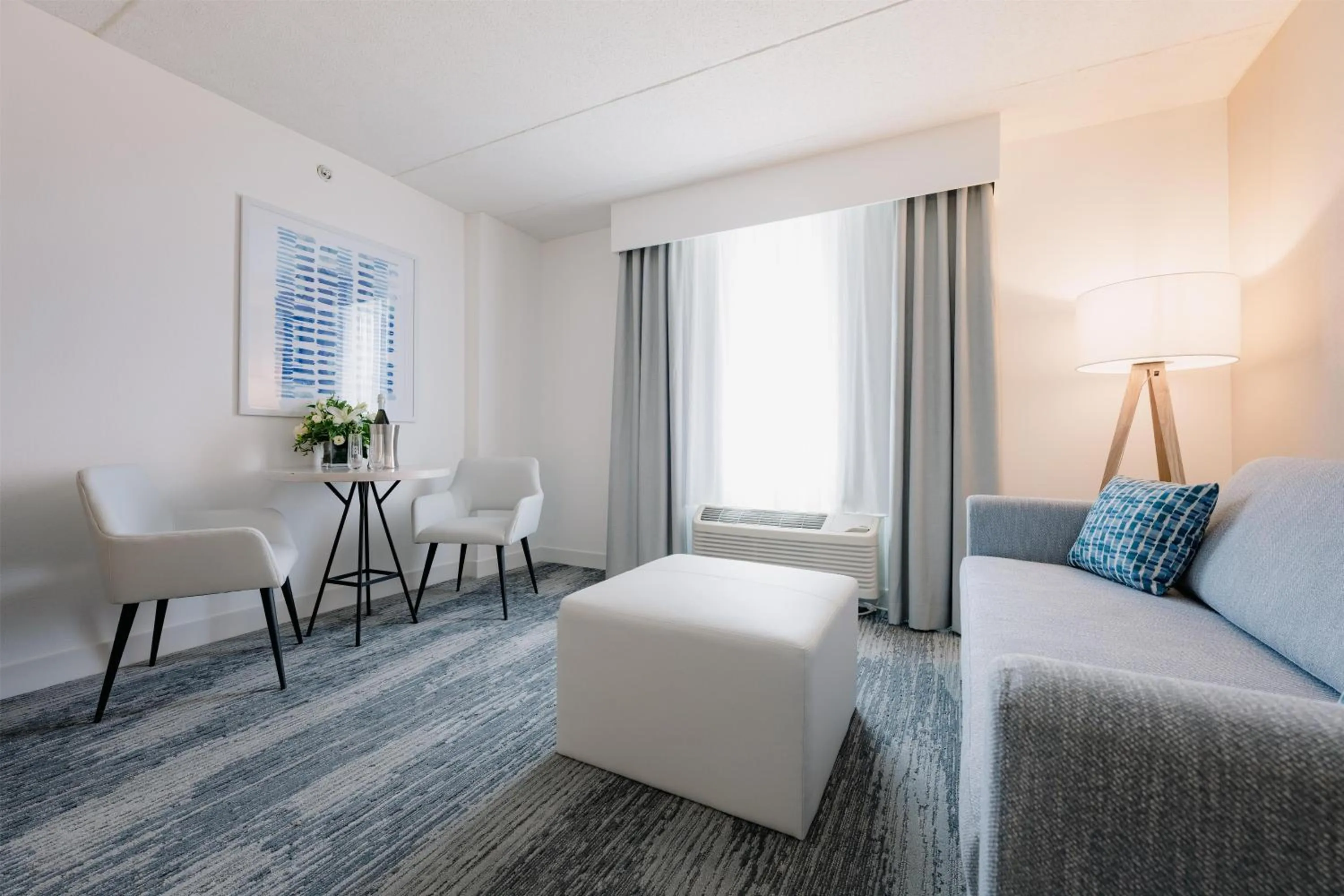 Bedroom, Bed in Hotel Bethany Beach