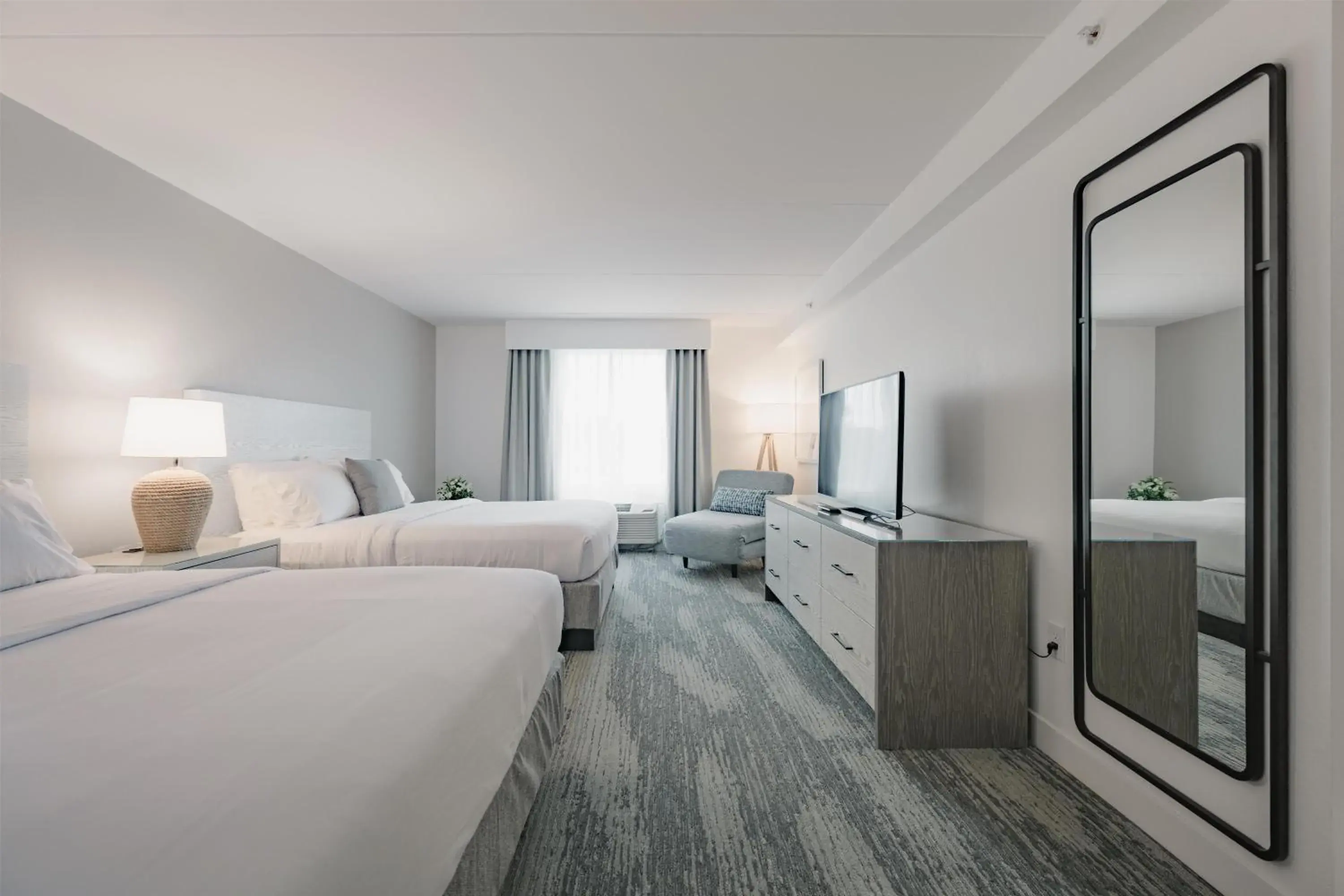 Queen Room with Two Queen Beds - Non-Smoking in Hotel Bethany Beach Queen Room with Two Queen Beds - Non-Smoking in Hotel Bethany Beach