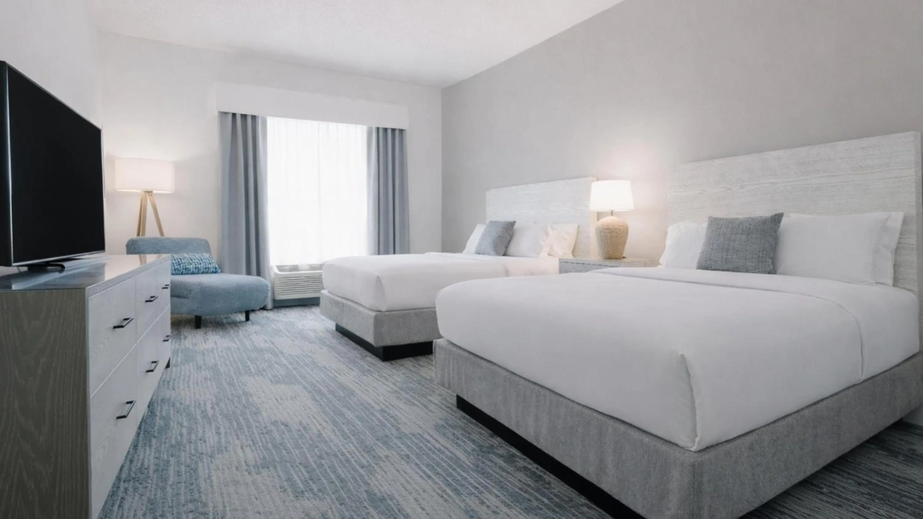 Bedroom, Bed in Hotel Bethany Beach