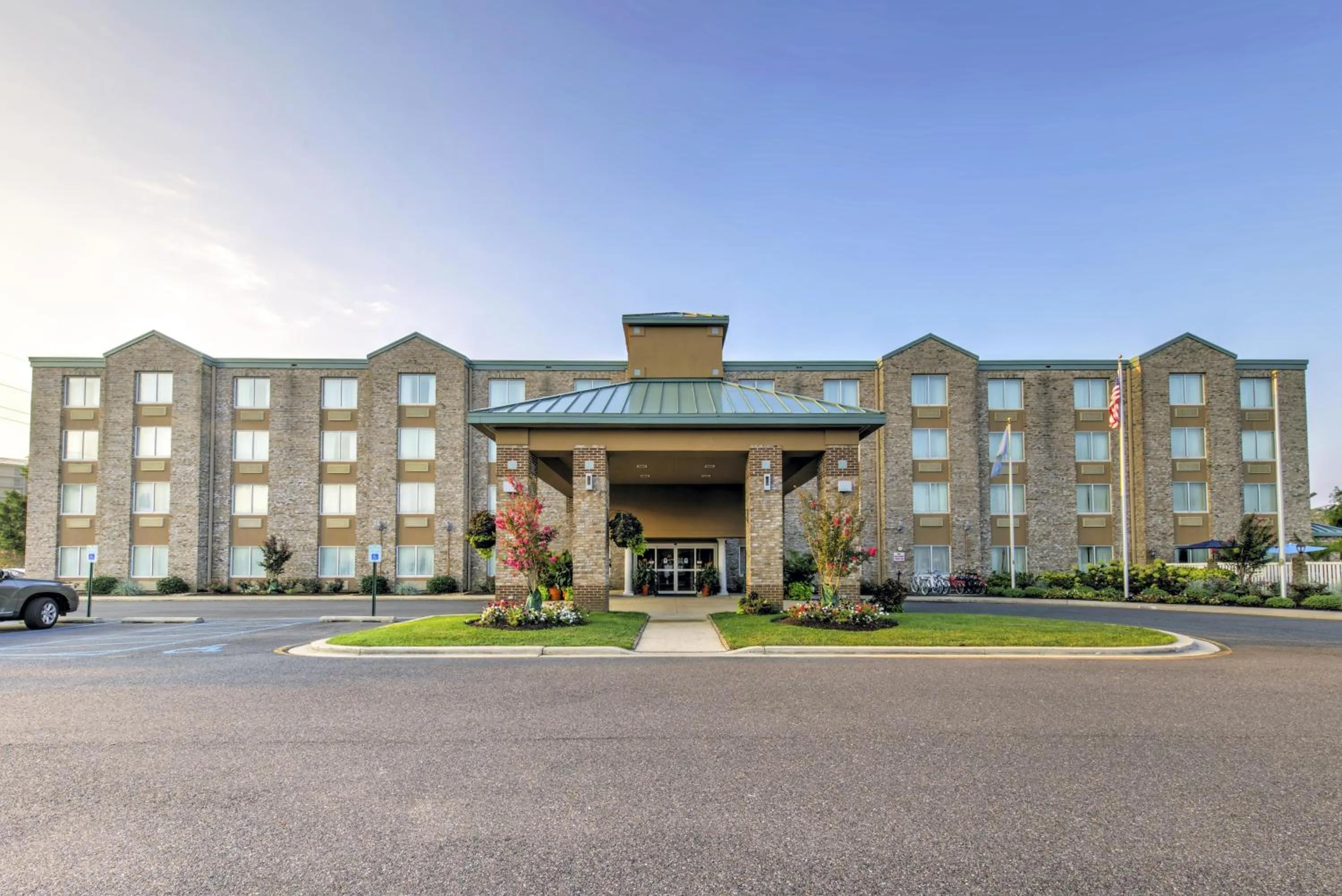 Property building in Hotel Bethany Beach