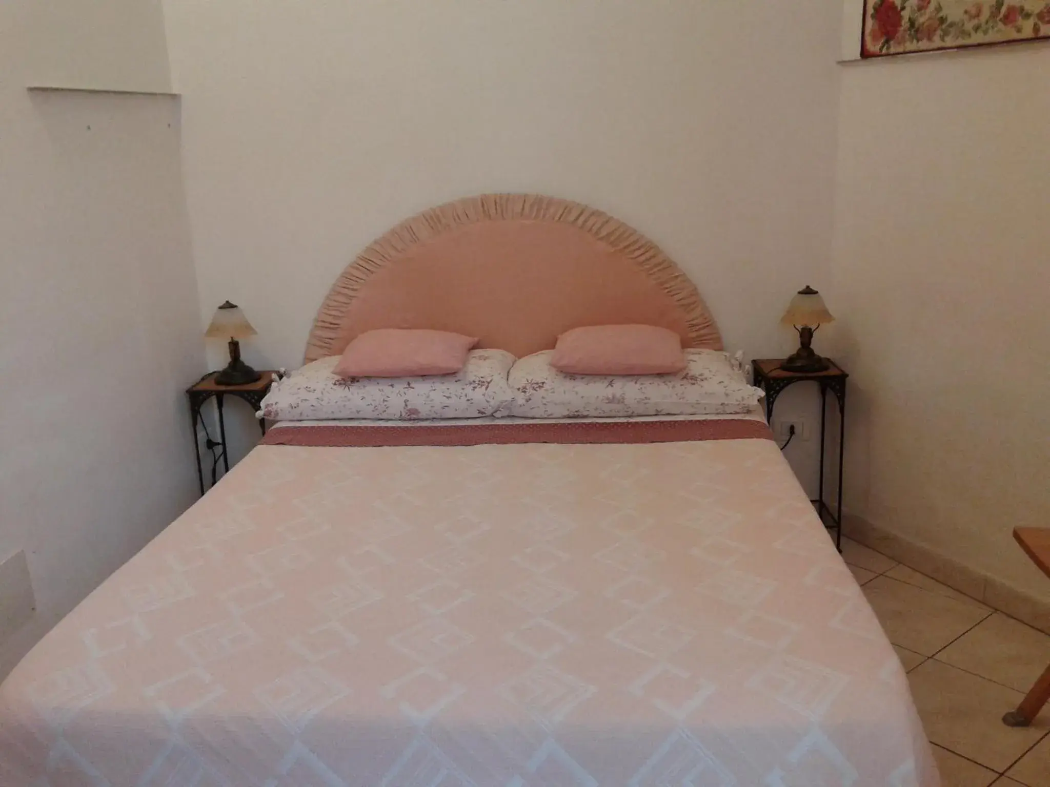 Small Double Room - single occupancy in B&B al Corso Small Double Room - single occupancy in B&B al Corso