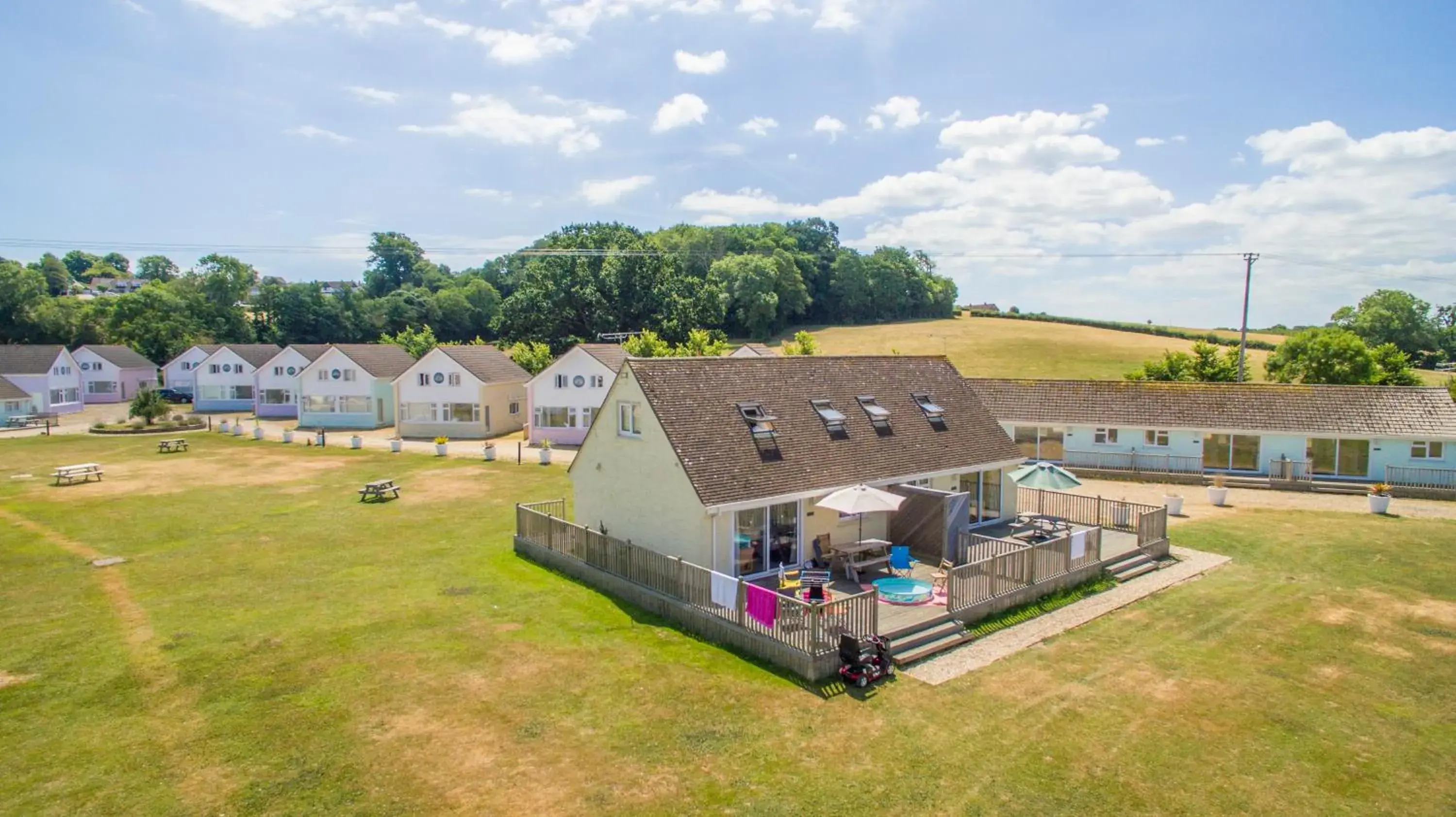 Property building in Seaview Holidays - Salterns Village Property building in Seaview Holidays - Salterns Village