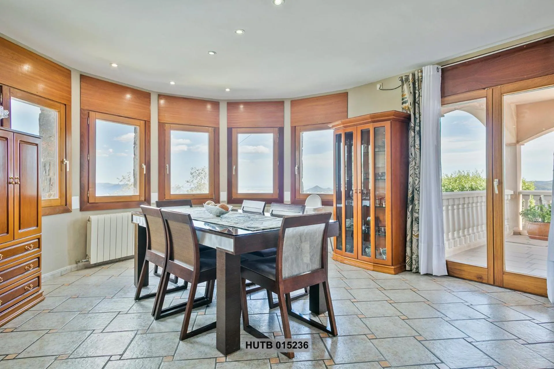 Dining area in Alcam Can Macia