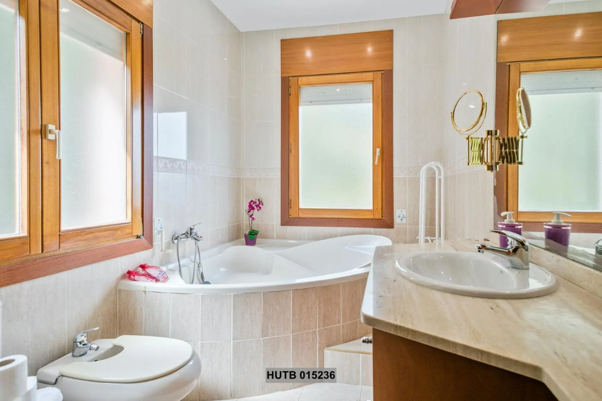 Bathroom in Alcam Can Macia