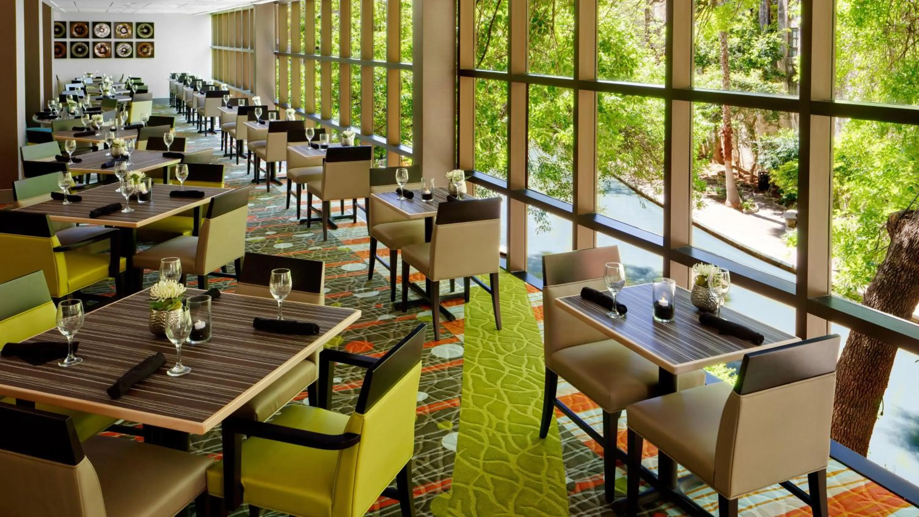 Restaurant/places to eat in Holiday Inn San Antonio-Riverwalk by IHG
