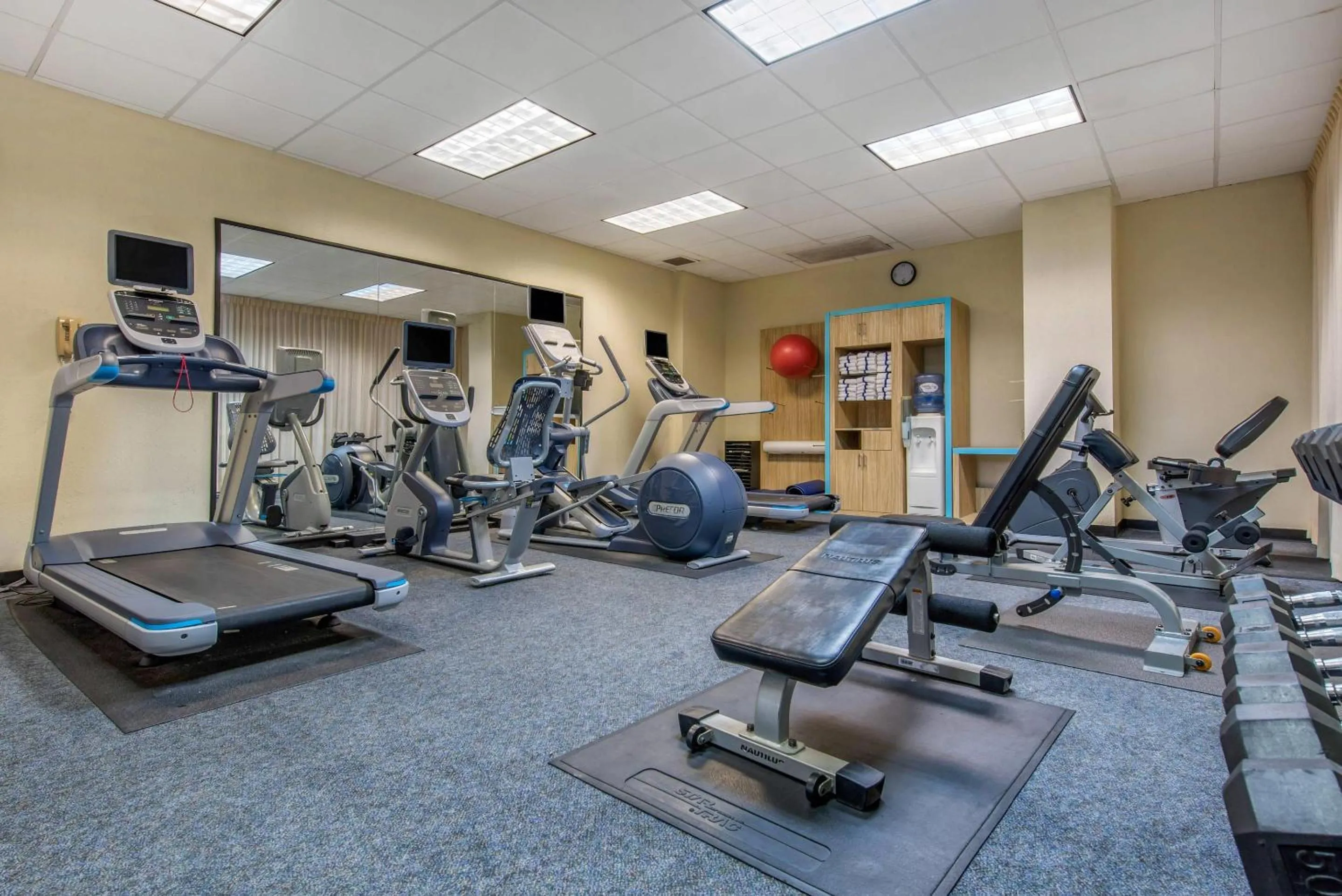 Fitness centre/facilities in Quality Hotel Conference Center Cincinnati Blue Ash