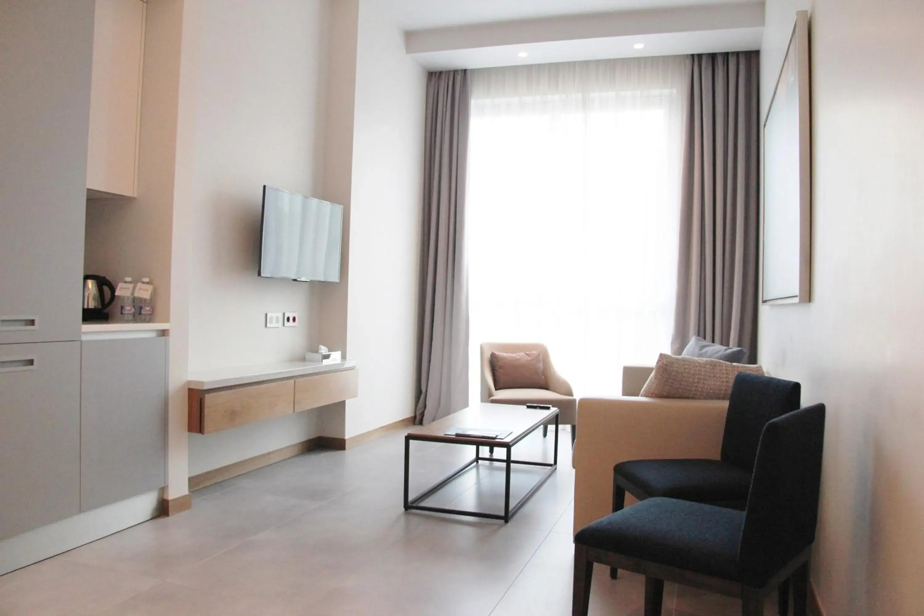 Deluxe Two-Bedroom Apartment in The Key Beirut Deluxe Two-Bedroom Apartment in The Key Beirut