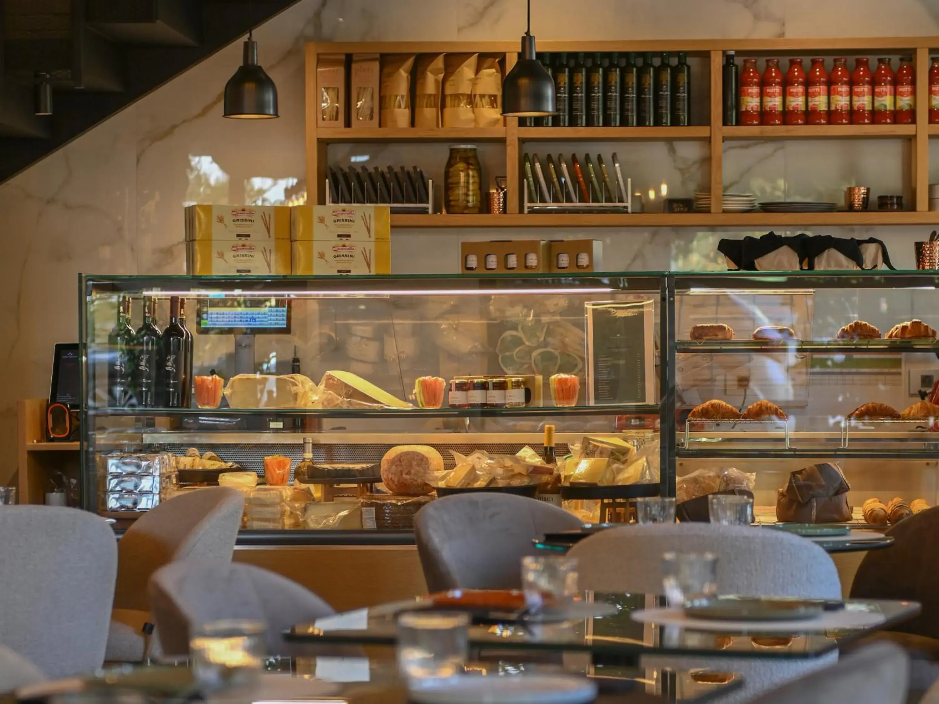 Restaurant/places to eat in The Key Beirut Restaurant/places to eat in The Key Beirut