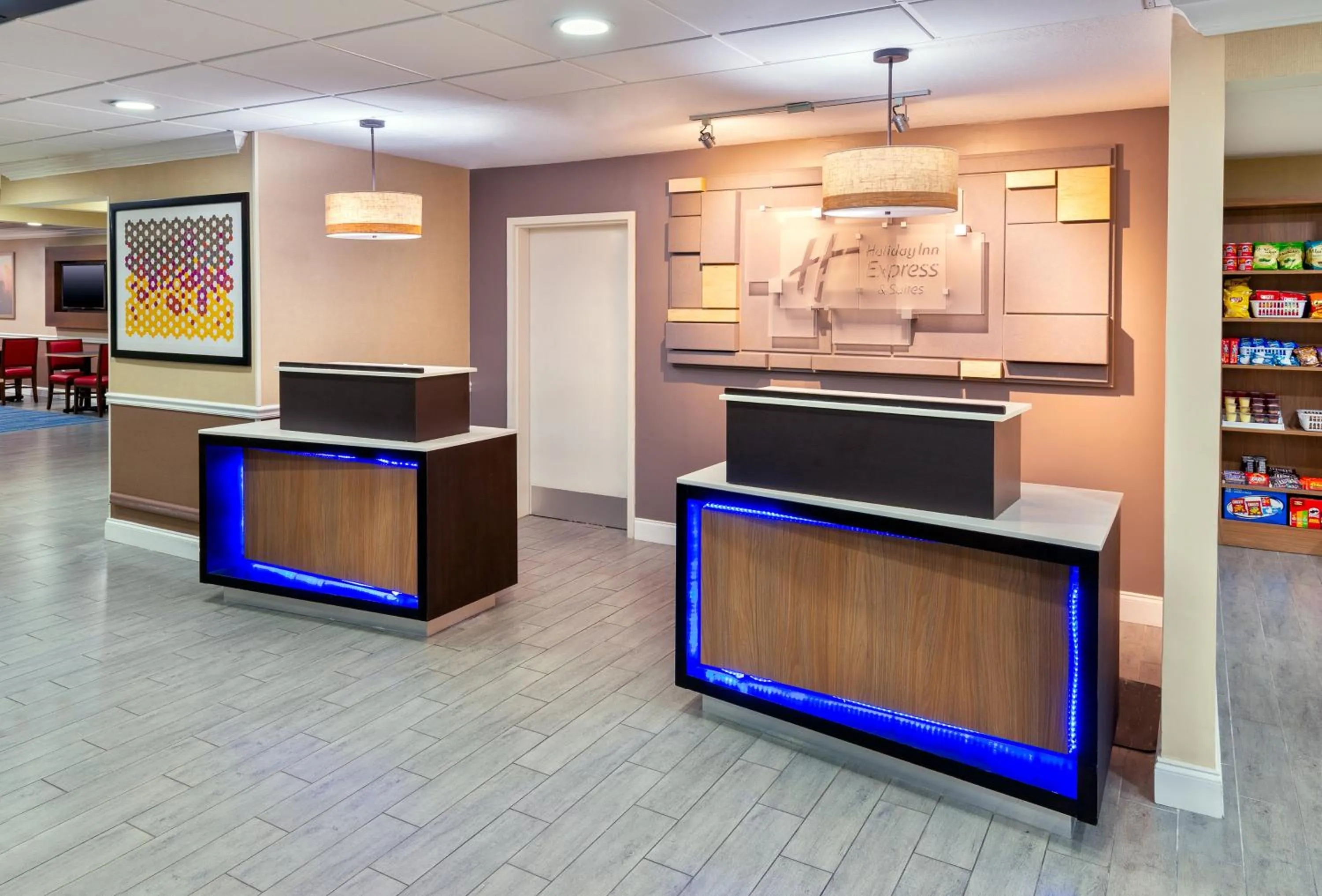 Property building in Holiday Inn Express Hotel & Suites Bonita Springs/Naples by IHG