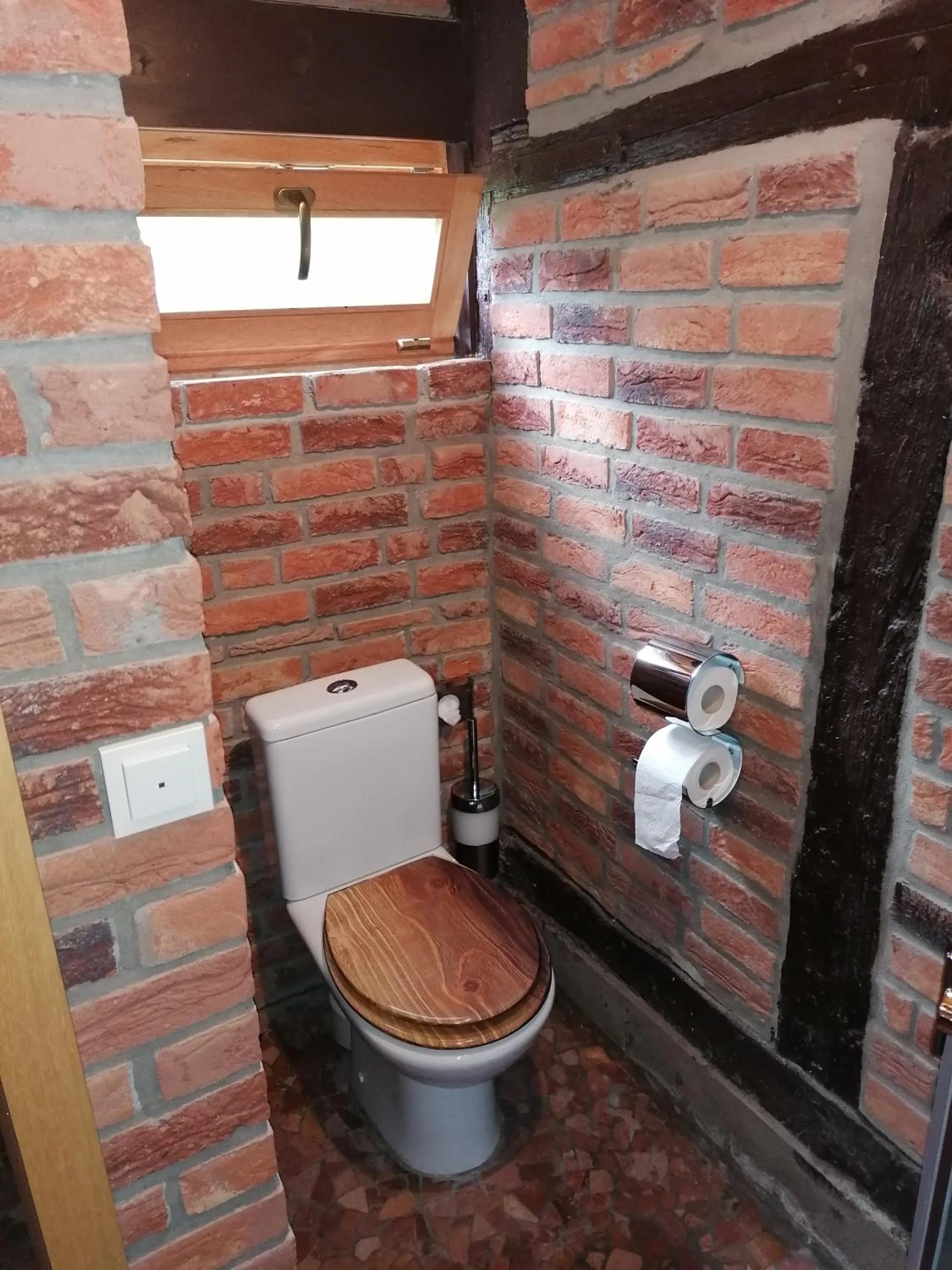 Decorative detail in Pension Riverside in Leverkusen Hitdorf am Rhein - Zentral an der A1 und 59