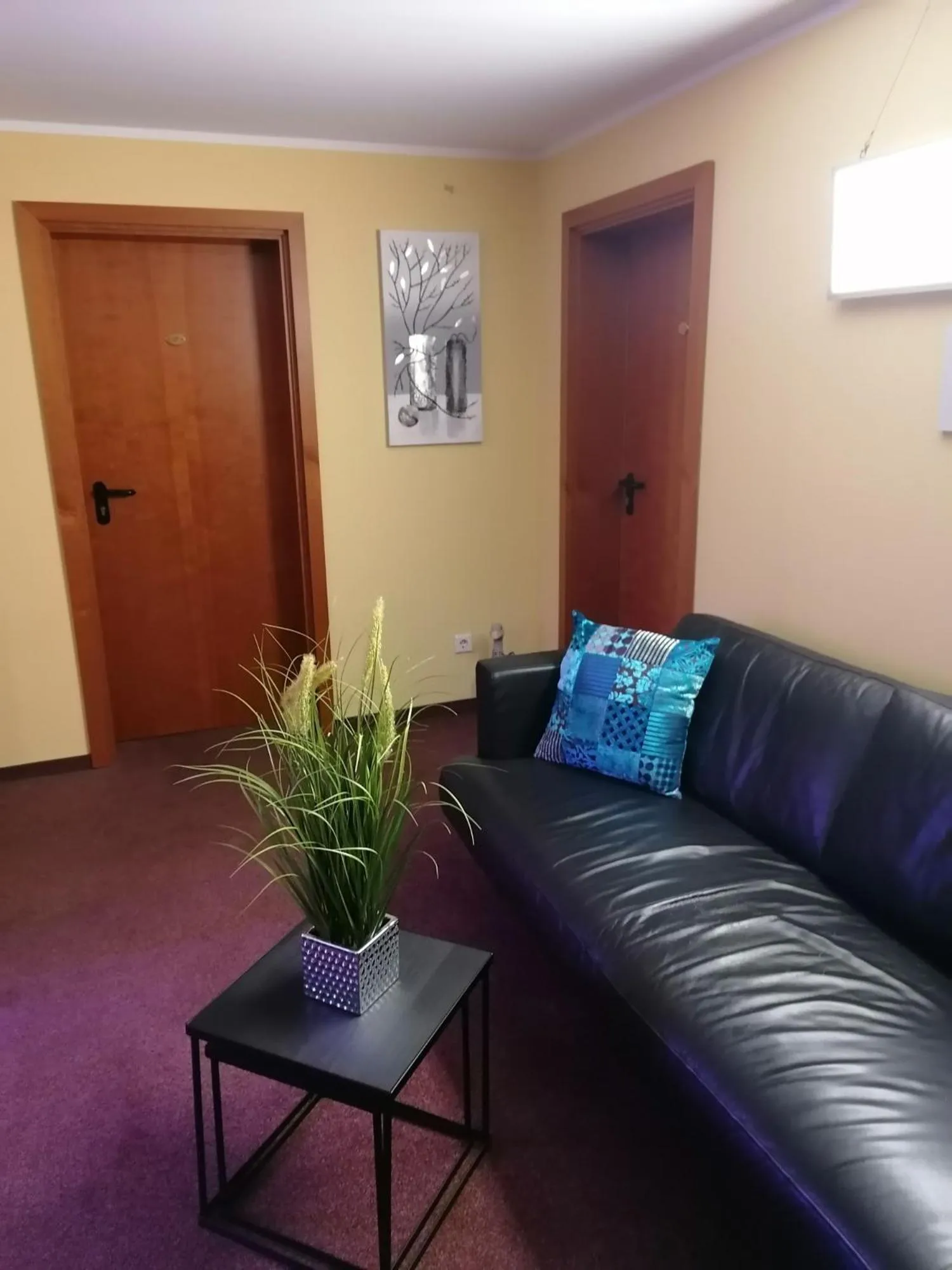 Lobby or reception in Pension Riverside in Leverkusen Hitdorf am Rhein - Zentral an der A1 und 59