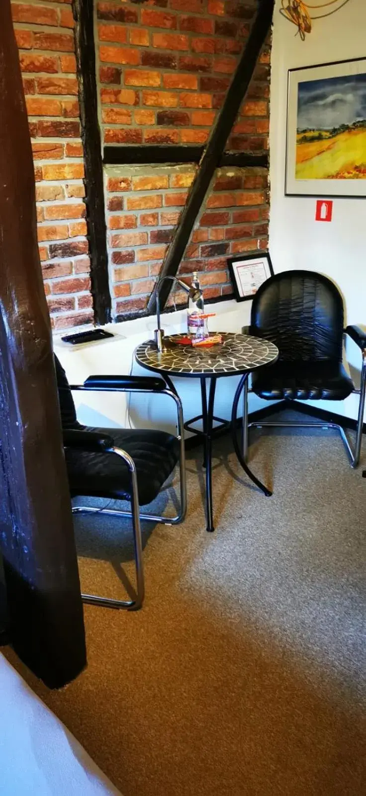 Single Room with Bathroom in Pension Riverside in Leverkusen Hitdorf am Rhein - Zentral an der A1 und 59 Single Room with Bathroom in Pension Riverside in Leverkusen Hitdorf am Rhein - Zentral an der A1 und 59