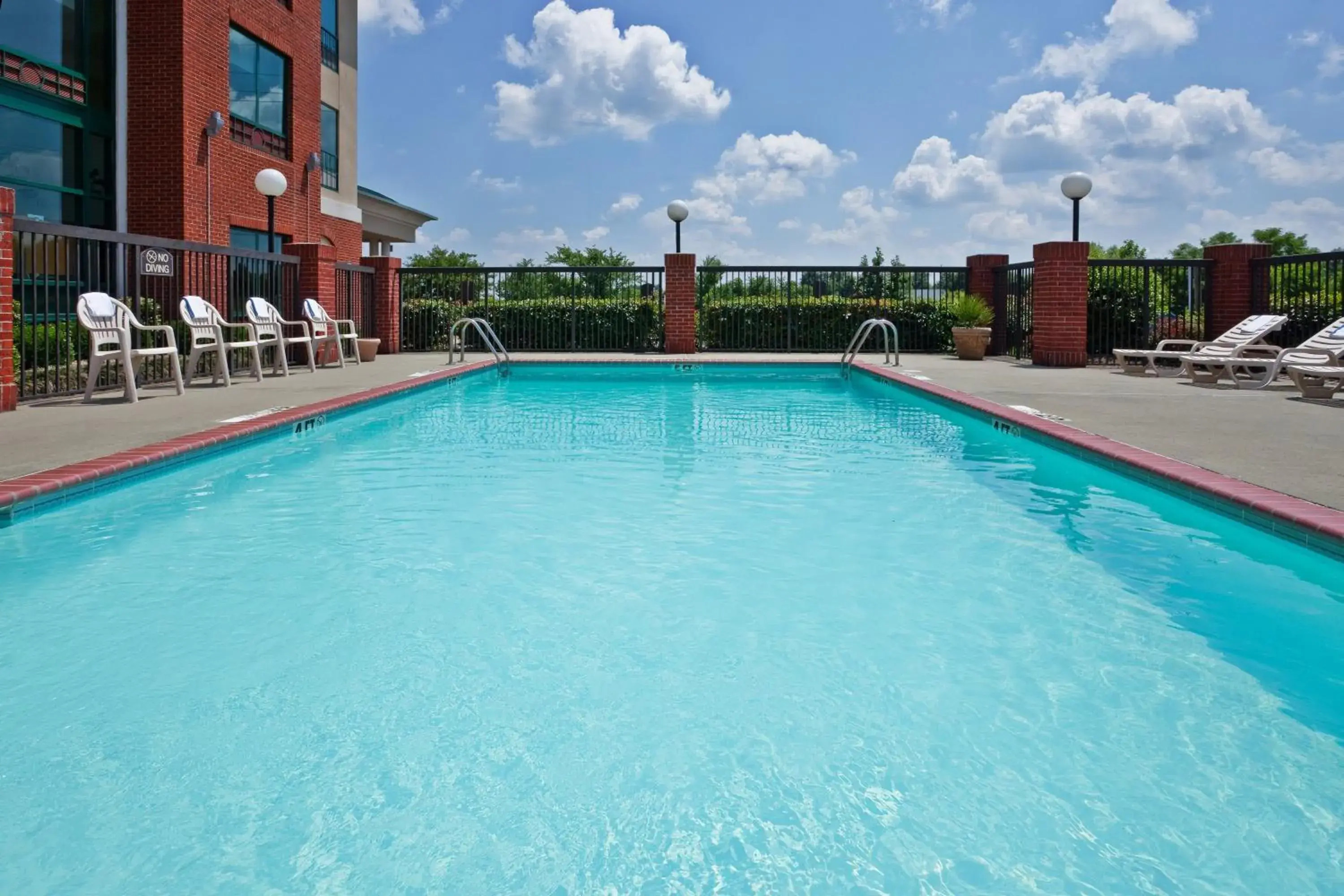 Swimming pool in Holiday Inn Express Hotel & Suites Olive Branch by IHG Swimming pool in Holiday Inn Express Hotel & Suites Olive Branch by IHG