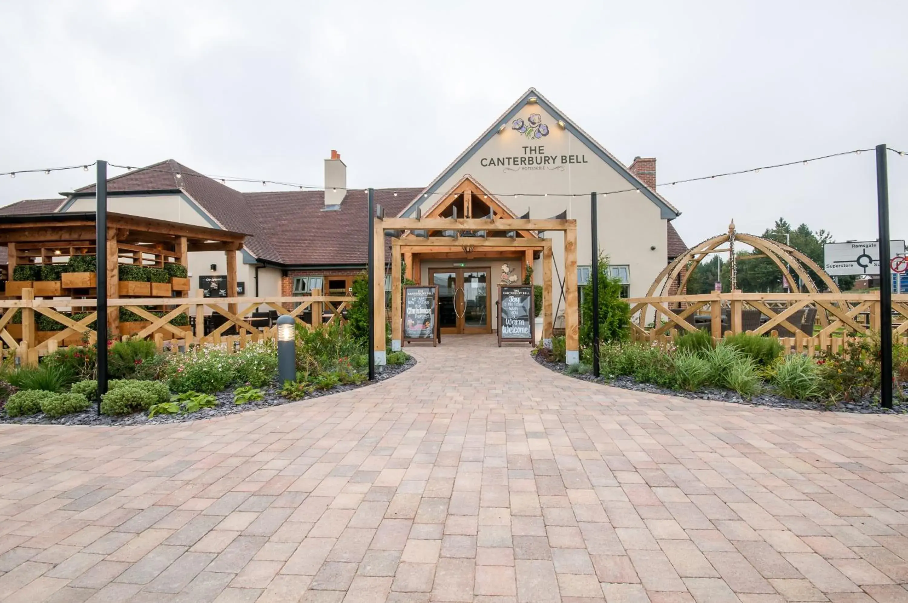 Facade/entrance in Canterbury Bell, Margate by Marston's Inns Facade/entrance in Canterbury Bell, Margate by Marston's Inns