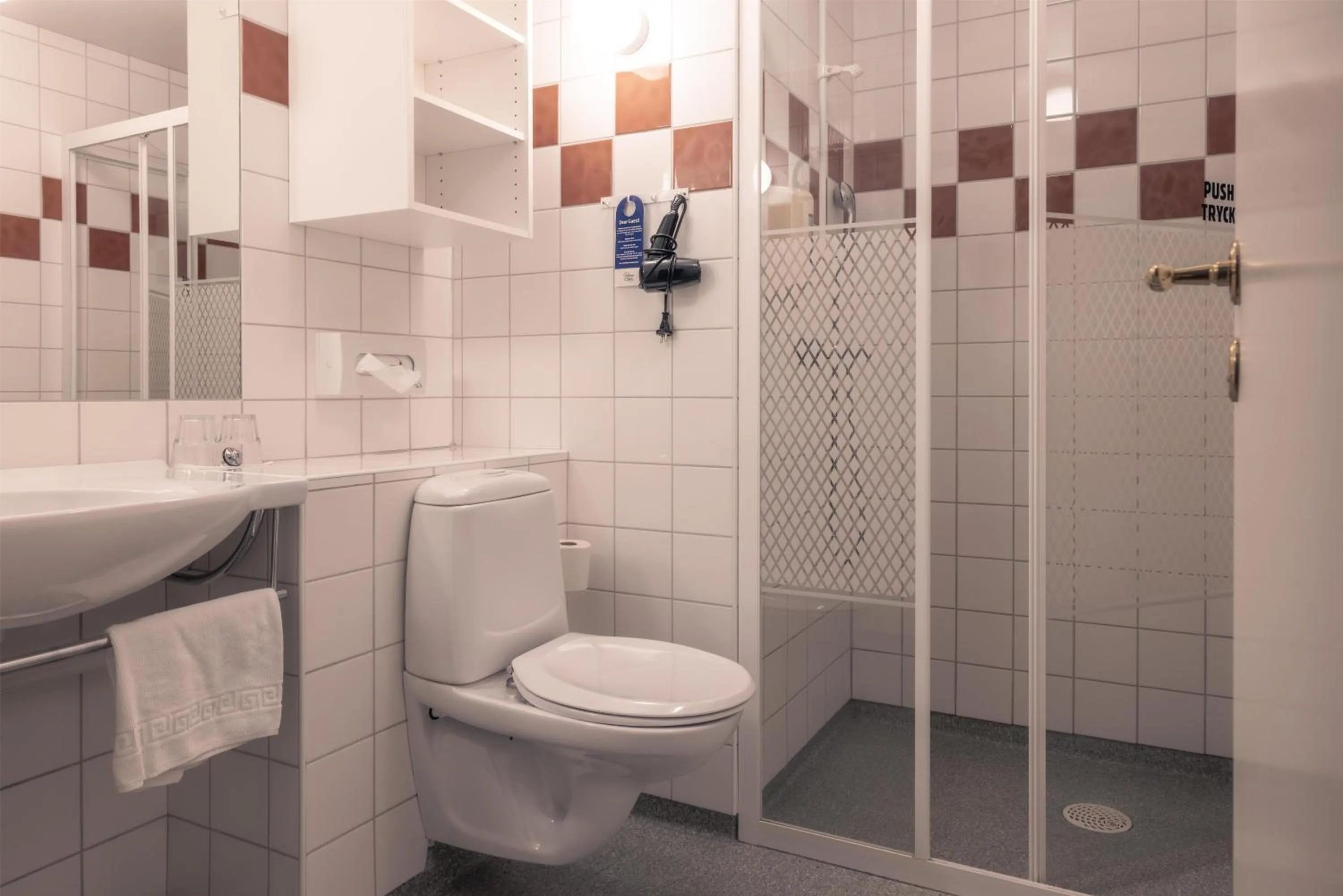 Bathroom in Best Western Solhem Hotel