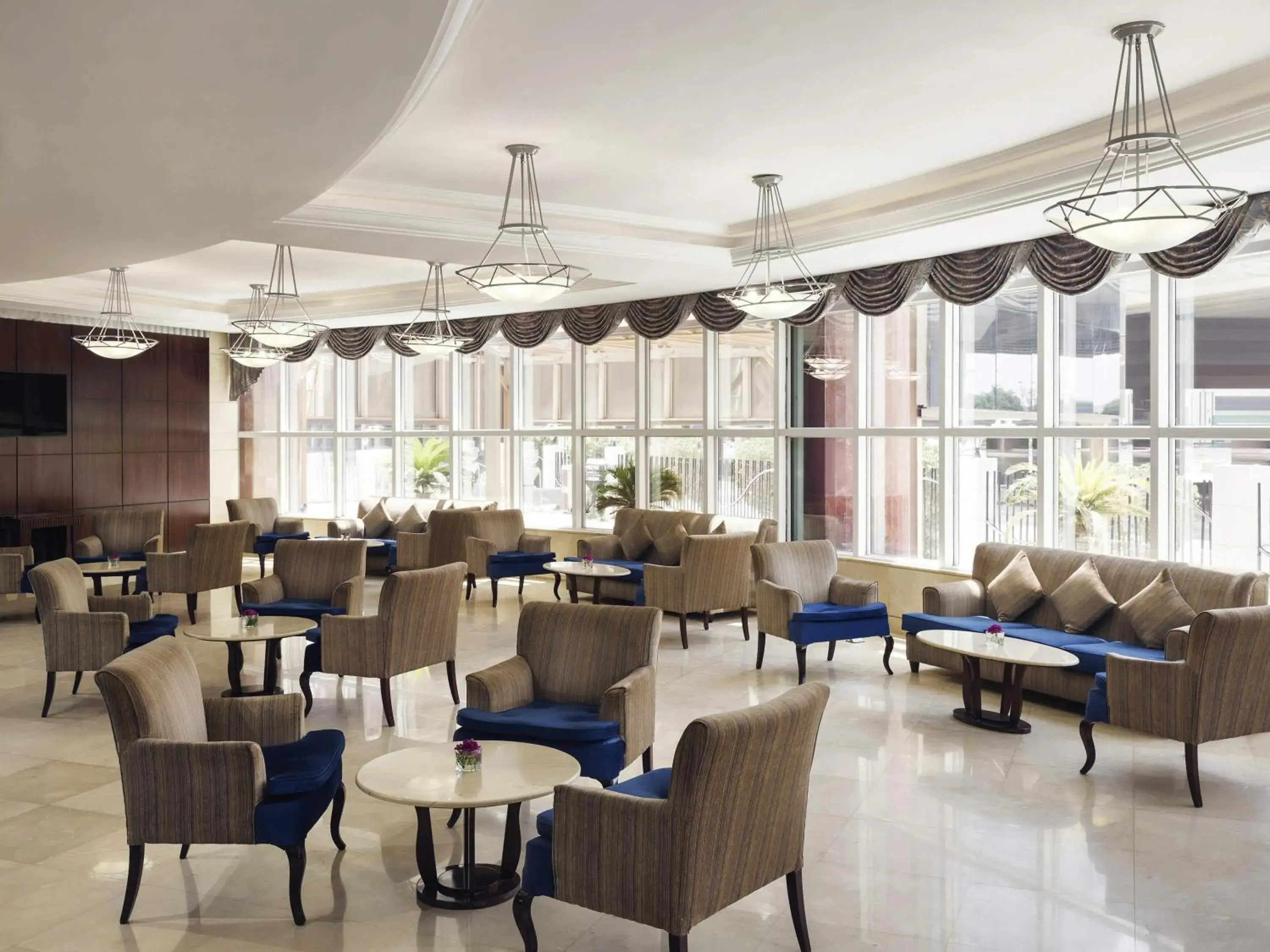 Restaurant/places to eat in Movenpick Hotel Qassim Restaurant/places to eat in Movenpick Hotel Qassim