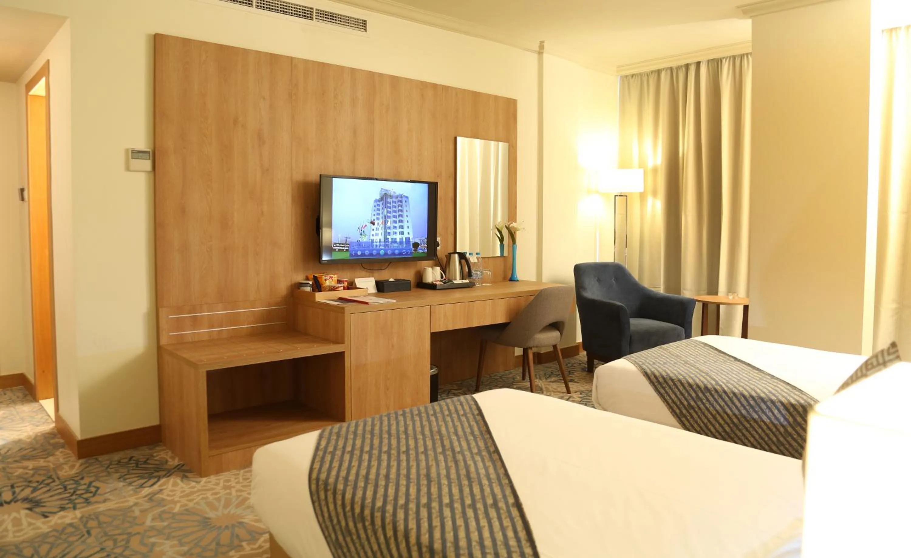 Bedroom, Bed in Dammam Palace Hotel