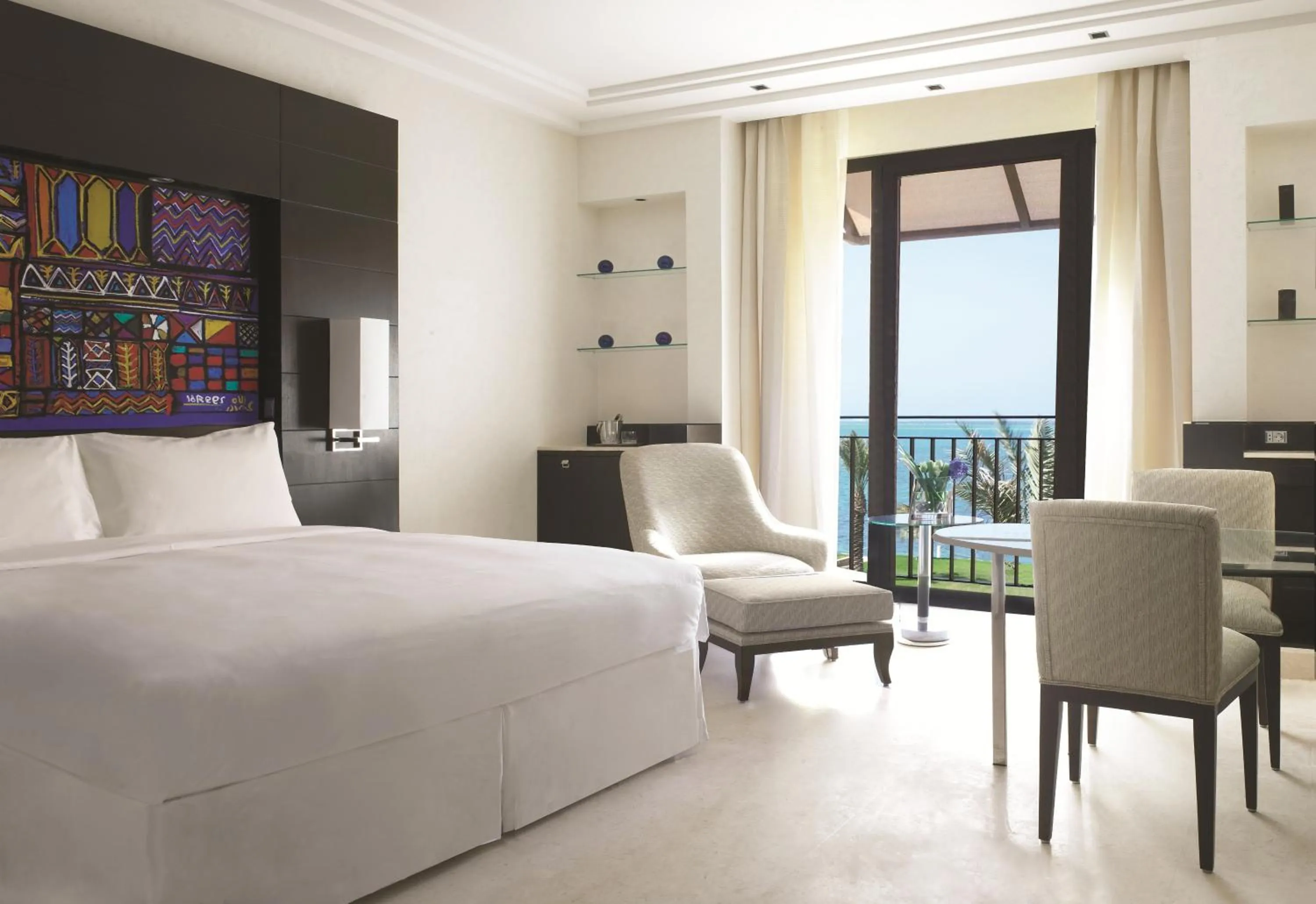 Bed in Park Hyatt Jeddah - Marina, Club and Spa