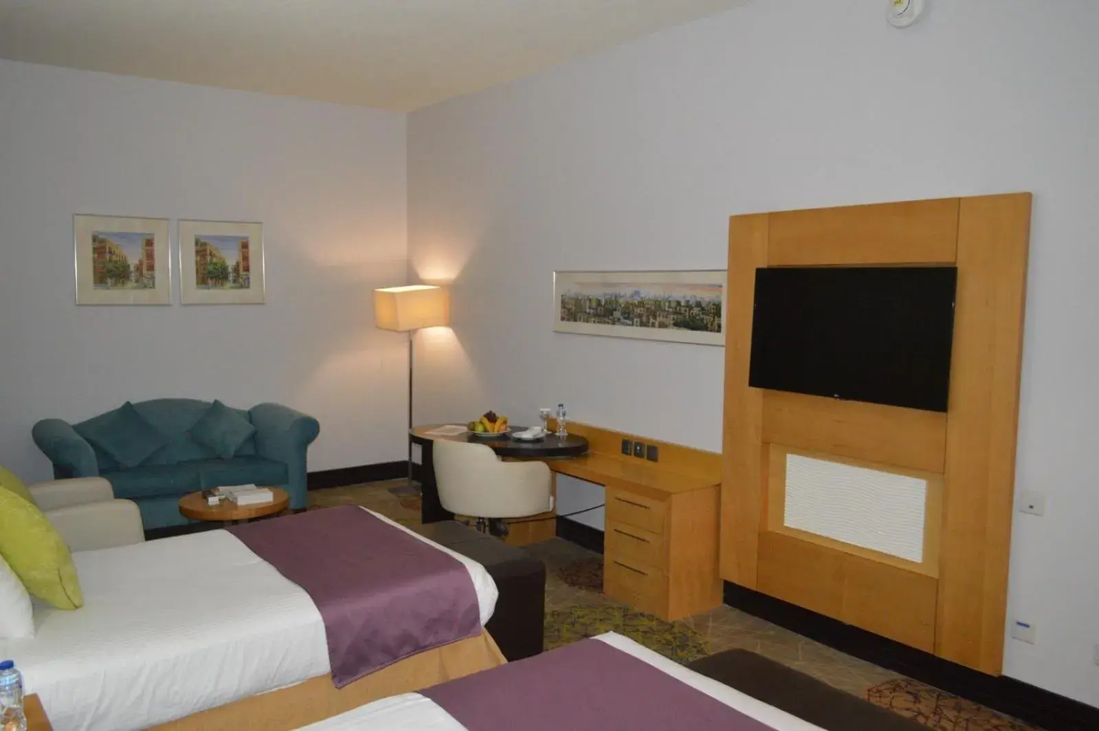 Bed in Golden Tulip Hail Bed in Golden Tulip Hail