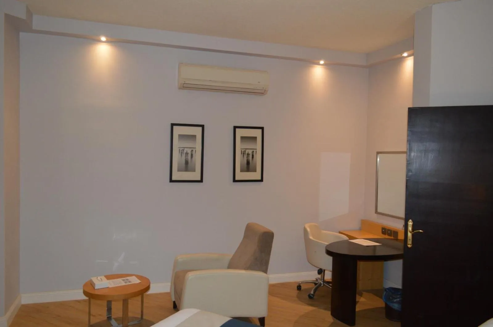 Living room in Golden Tulip Hail