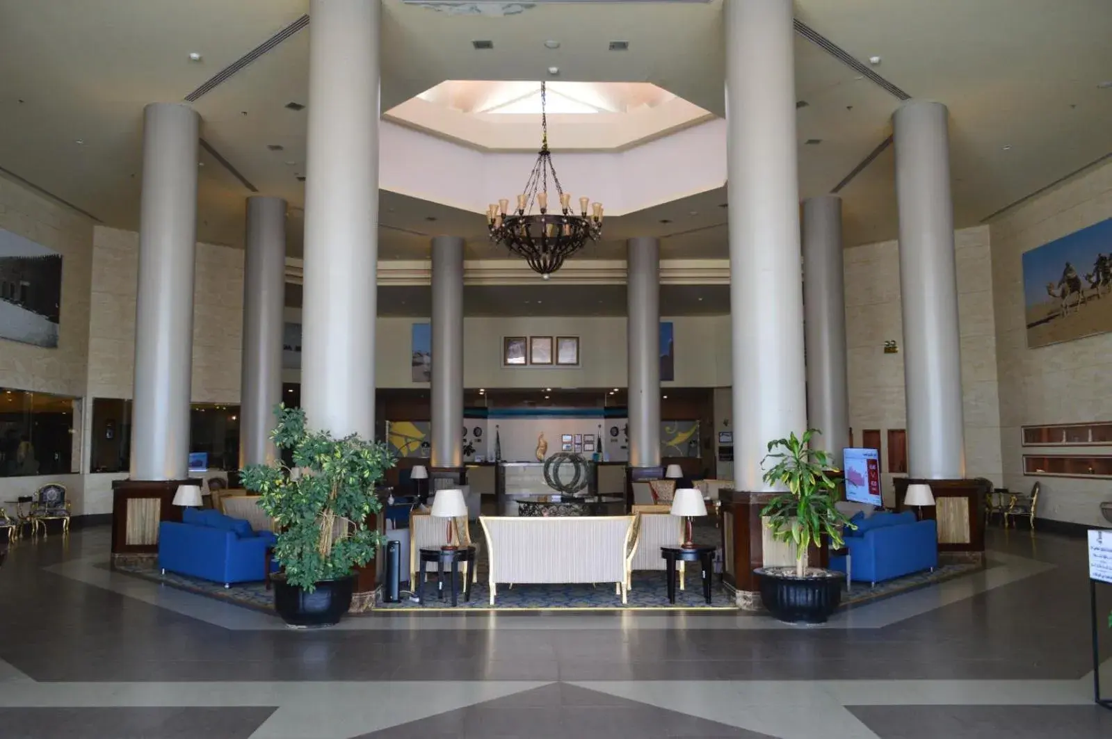 Lobby or reception in Golden Tulip Hail Lobby or reception in Golden Tulip Hail