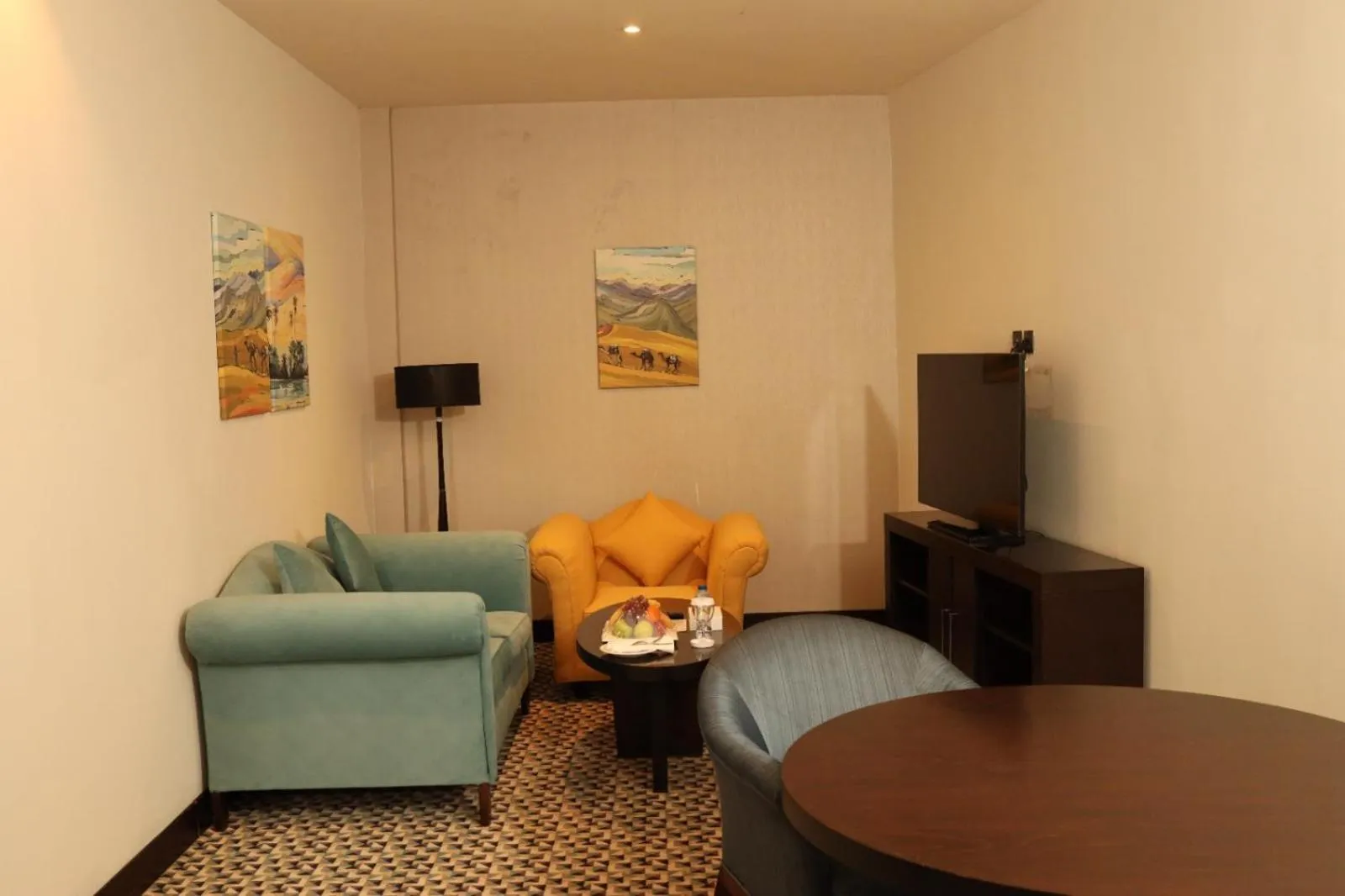 TV and multimedia in Golden Tulip Hail