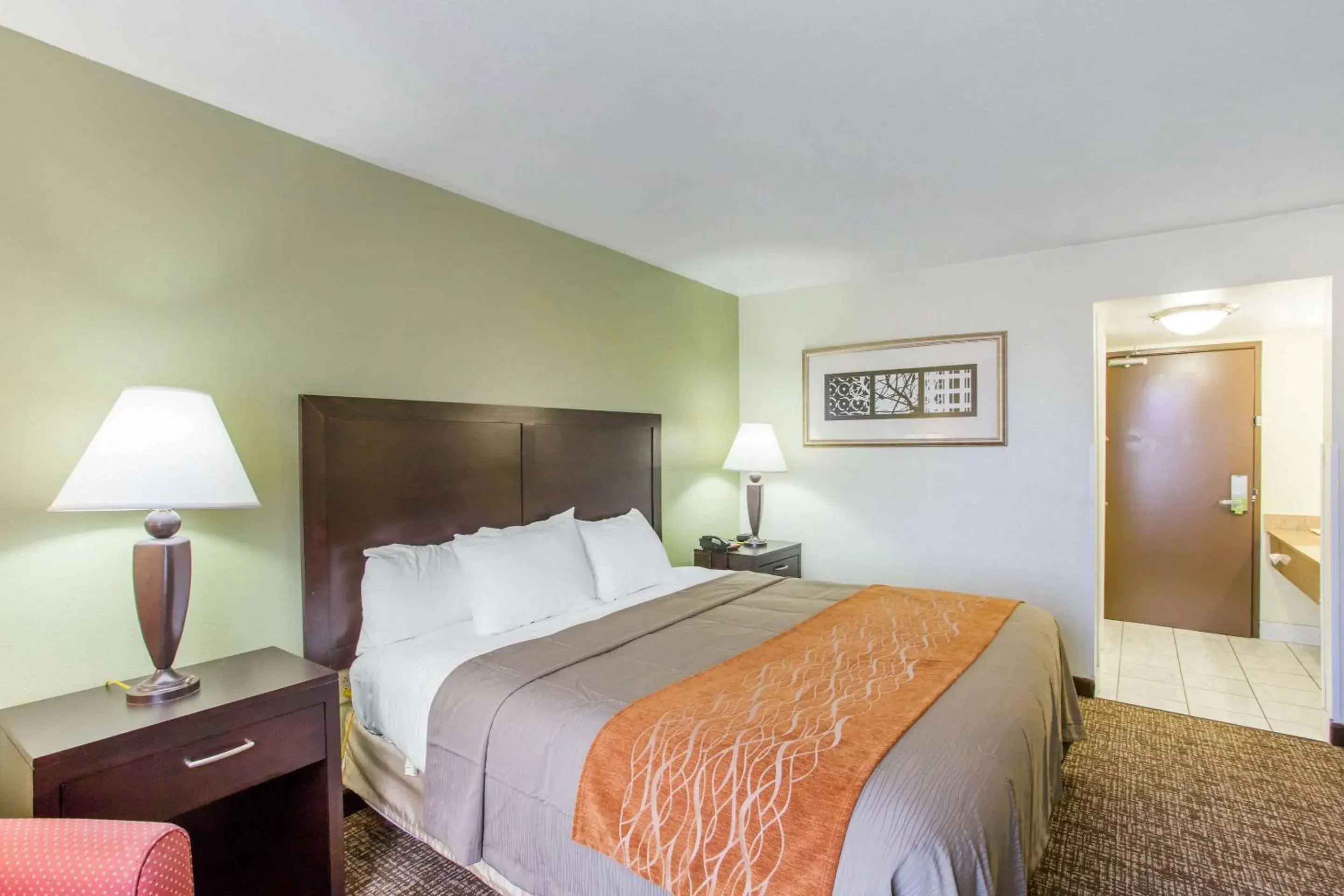 Bedroom, Bed in Comfort Inn Franklin Highway 96 Bedroom, Bed in Comfort Inn Franklin Highway 96