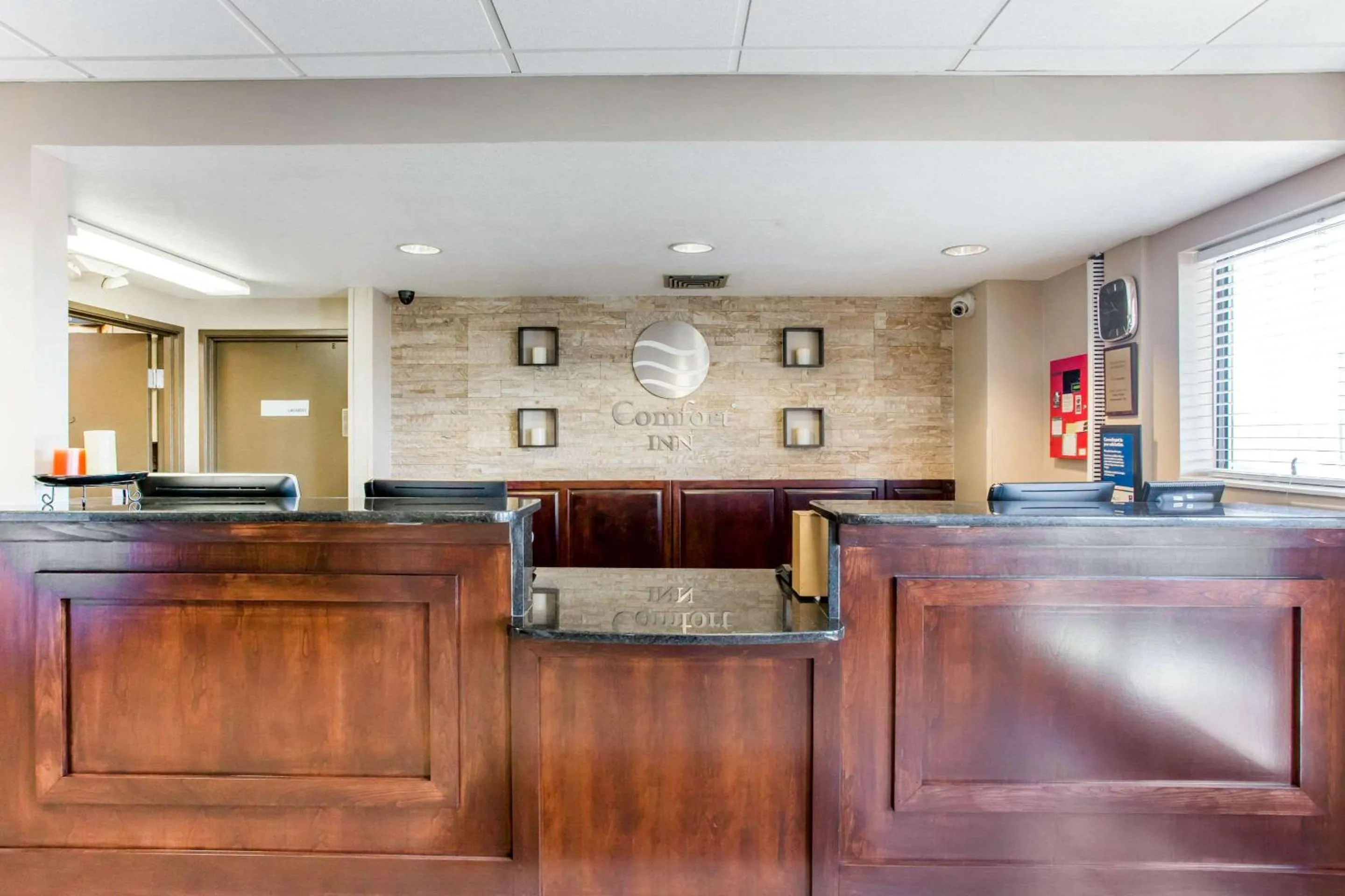 Lobby or reception in Comfort Inn Franklin Highway 96