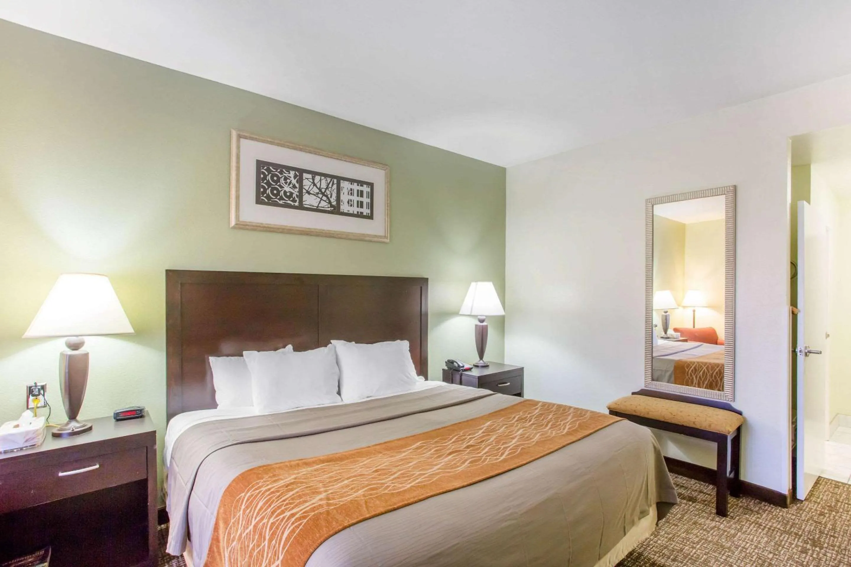 Bedroom, Bed in Comfort Inn Franklin Highway 96