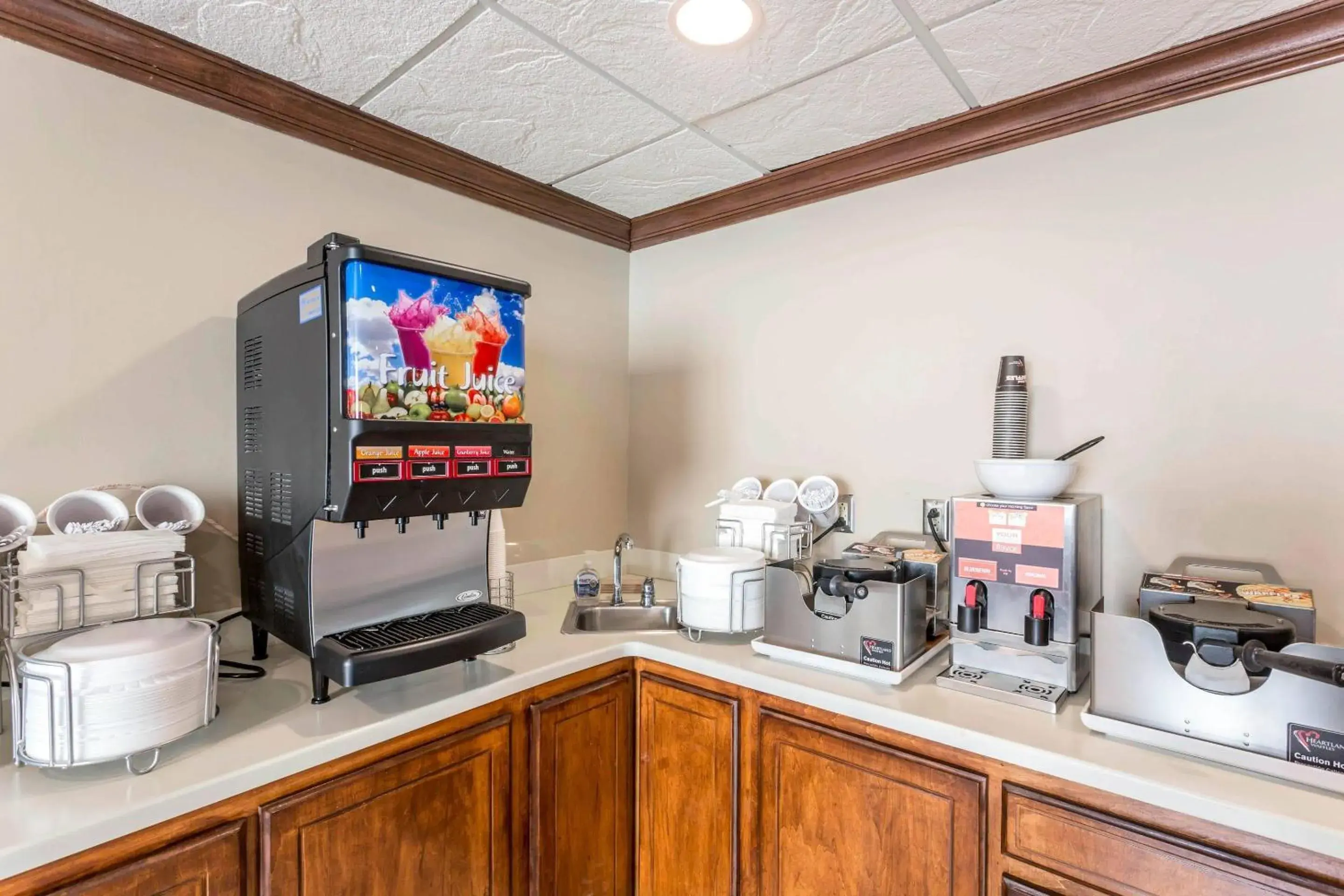 Breakfast in Comfort Inn Franklin Highway 96 Breakfast in Comfort Inn Franklin Highway 96