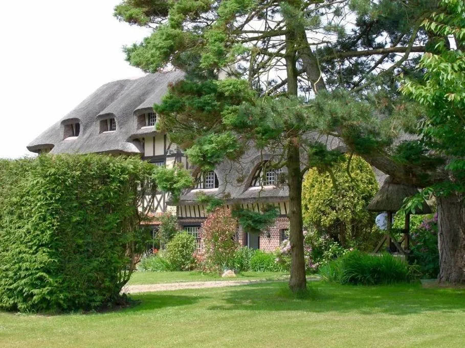 Property building in Les Hauts d'Etretat