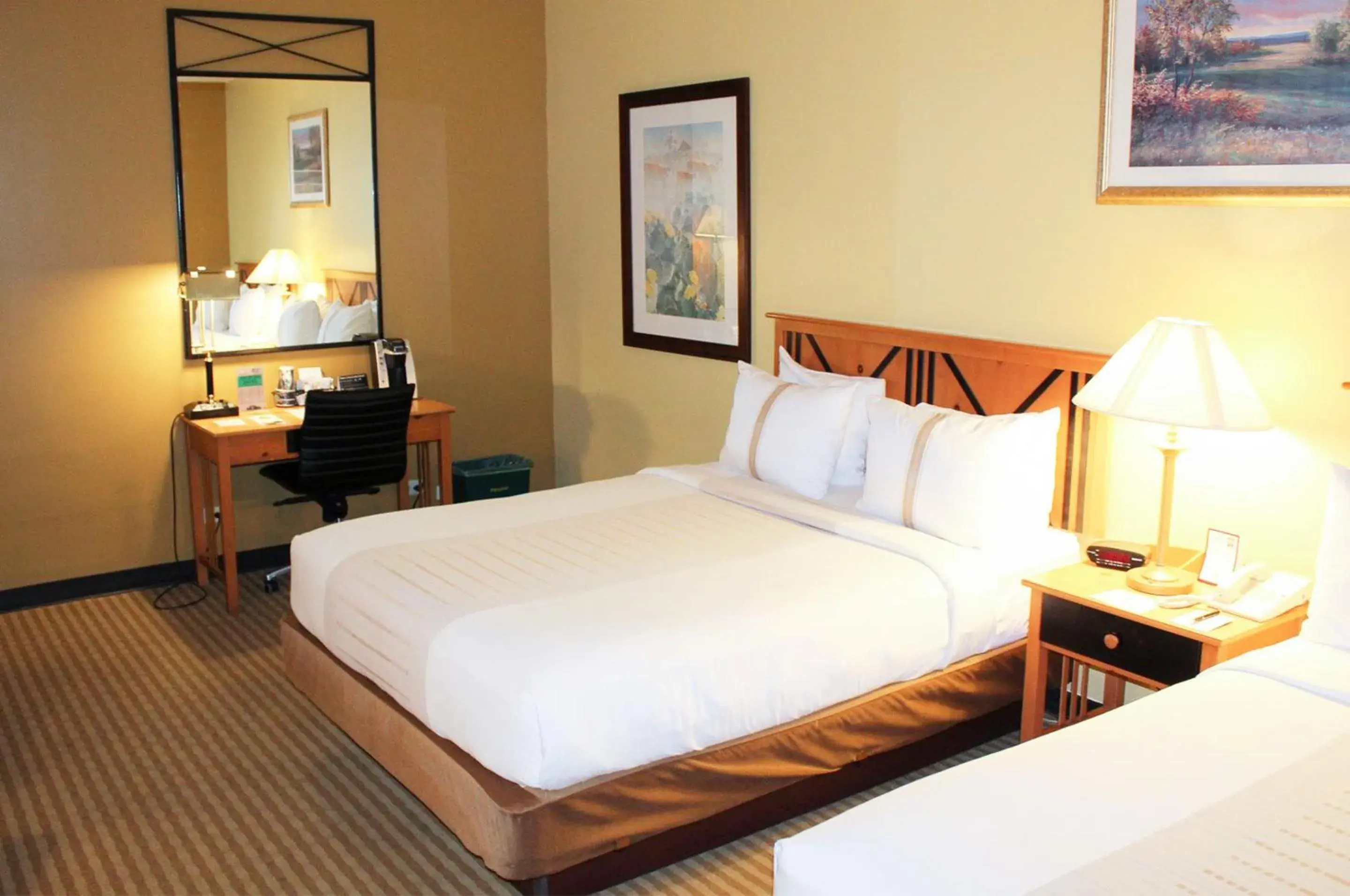 Bedroom, Bed in The Crockett Hotel Bedroom, Bed in The Crockett Hotel